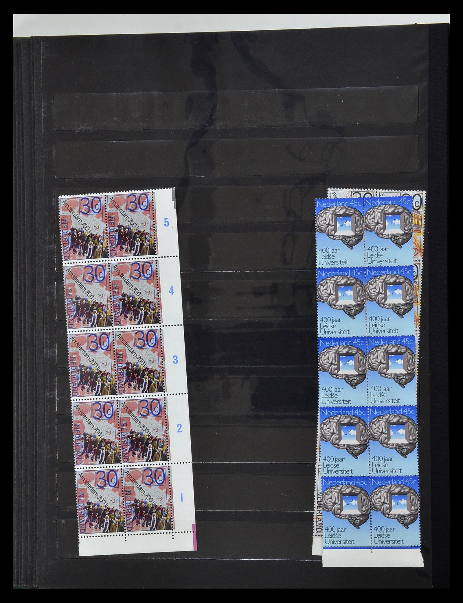 34946 531 - Stamp Collection 34946 Motief Kunst en Religie.