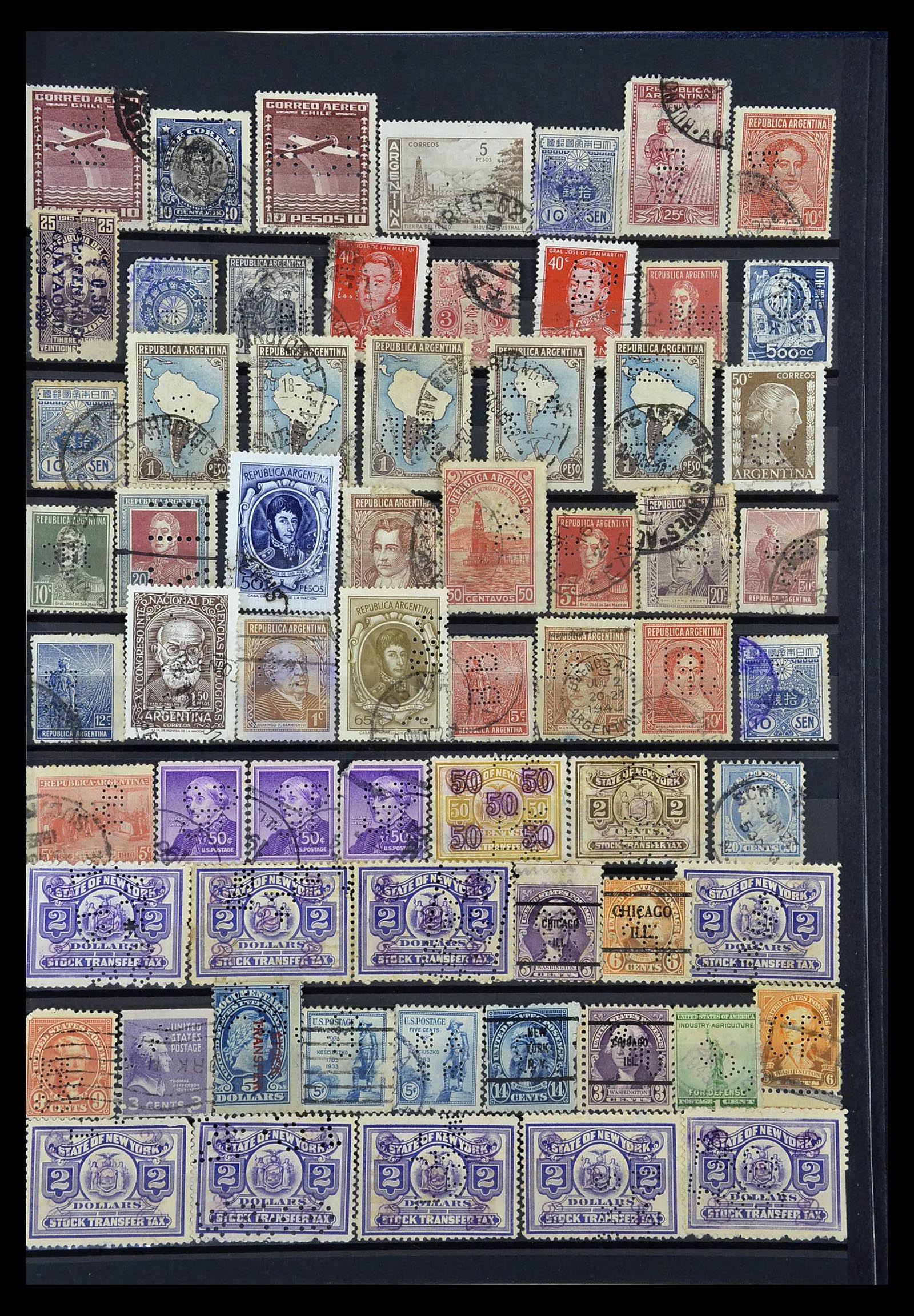 34968 031 - Postzegelverzameling 34968 Wereld perfins 1890-1965.