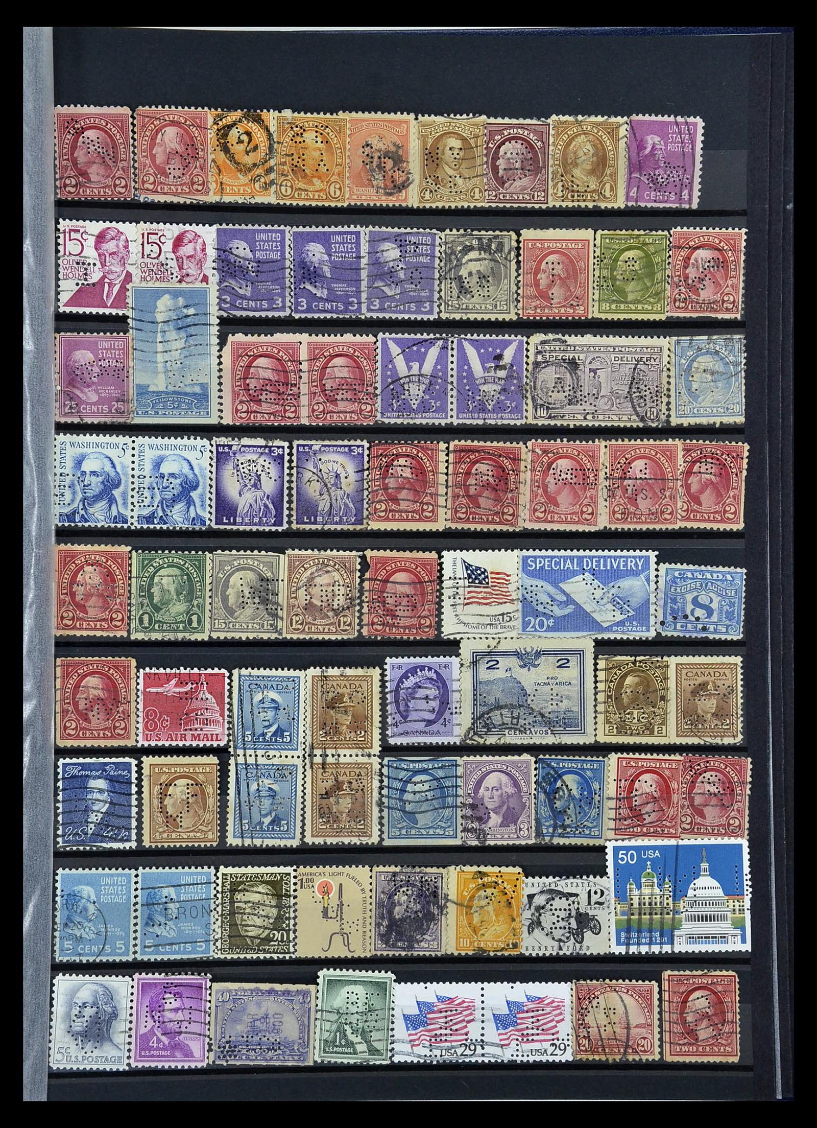 34968 033 - Postzegelverzameling 34968 Wereld perfins 1890-1965.