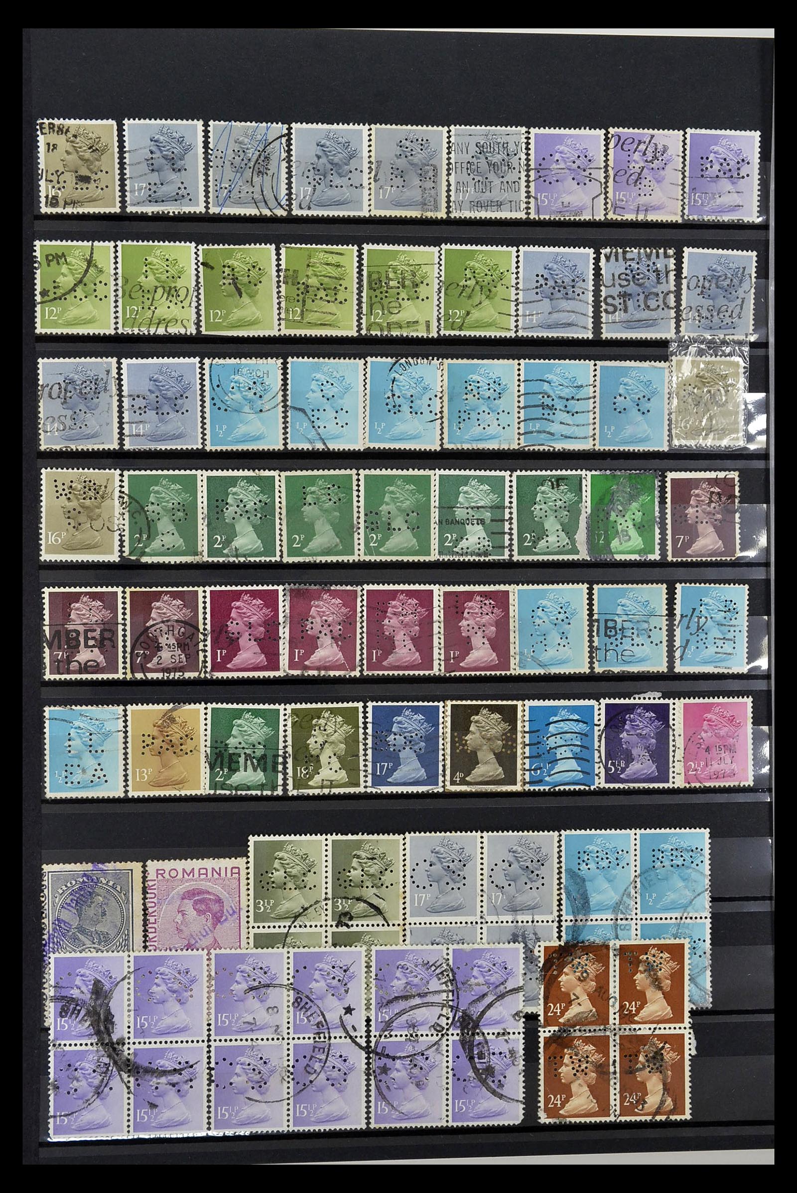 34968 041 - Postzegelverzameling 34968 Wereld perfins 1890-1965.
