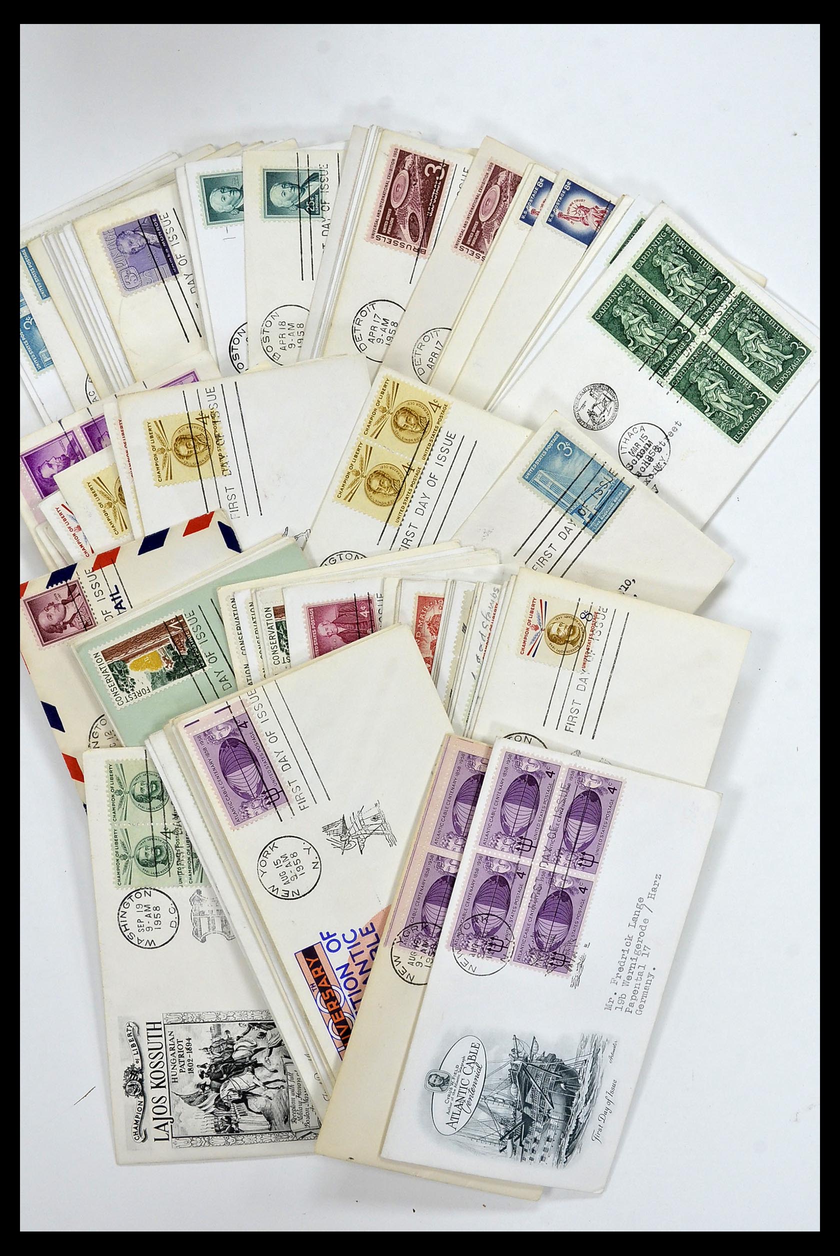 34972 017 - Postzegelverzameling 34972 USA brieven 1870-1990.