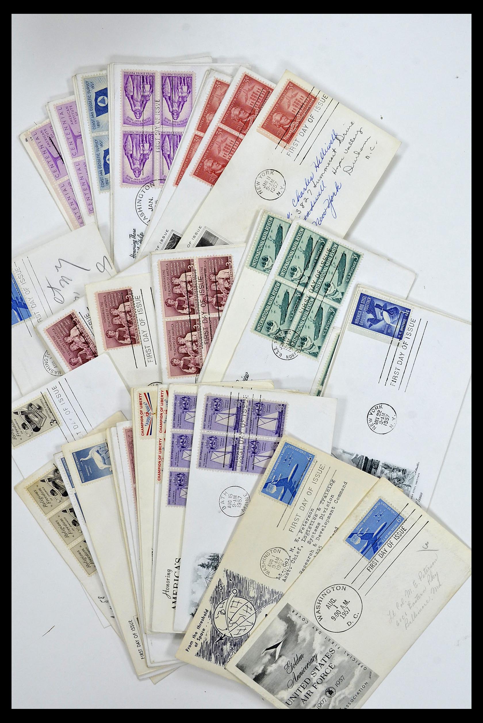 34972 018 - Postzegelverzameling 34972 USA brieven 1870-1990.