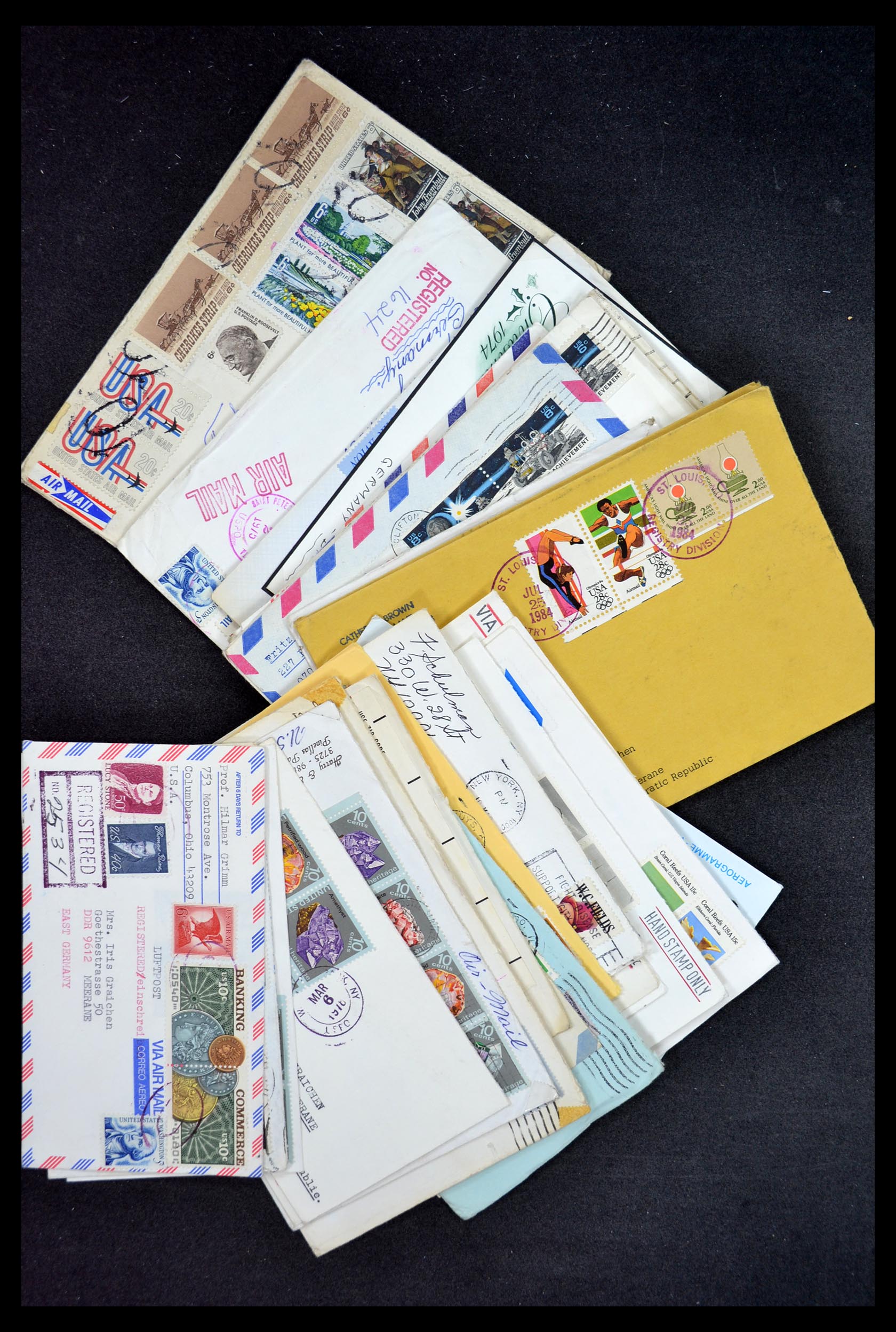 34972 060 - Postzegelverzameling 34972 USA brieven 1870-1990.