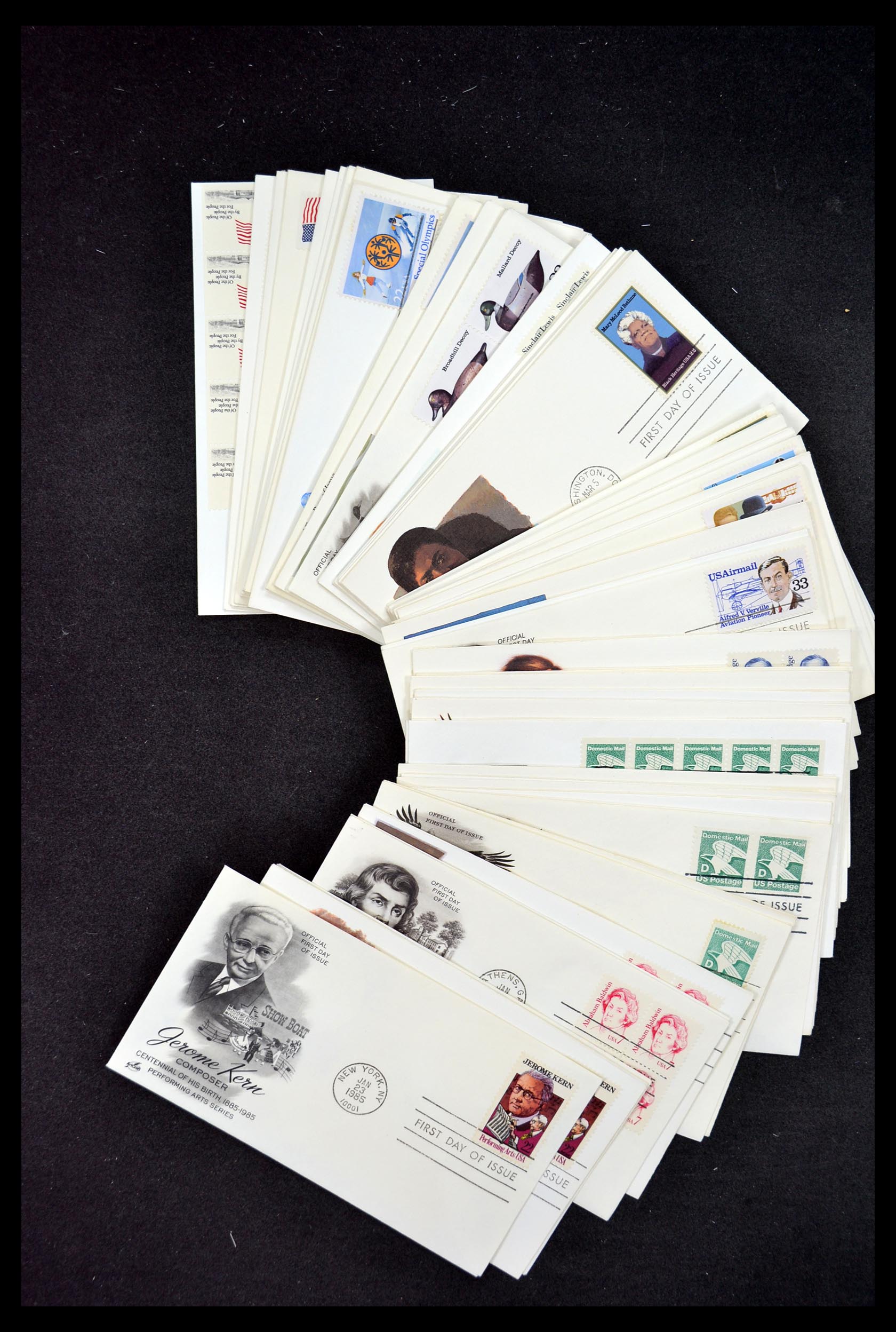 34972 119 - Postzegelverzameling 34972 USA brieven 1870-1990.
