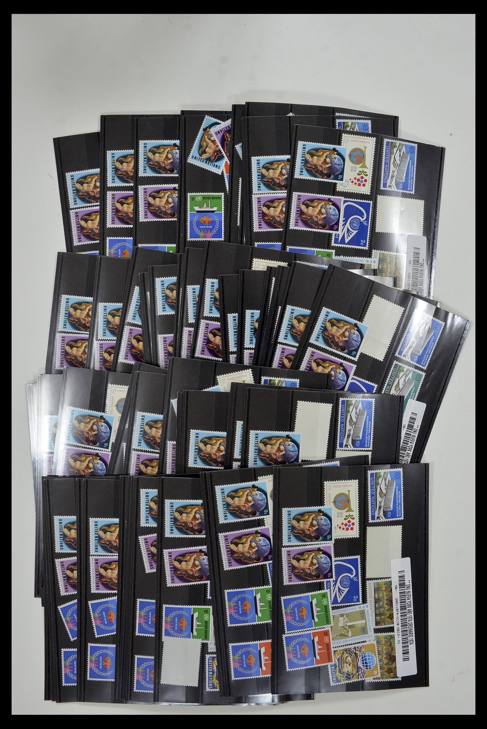 34973 020 - Postzegelverzameling 34973 Verenigde Naties 1951-2000.