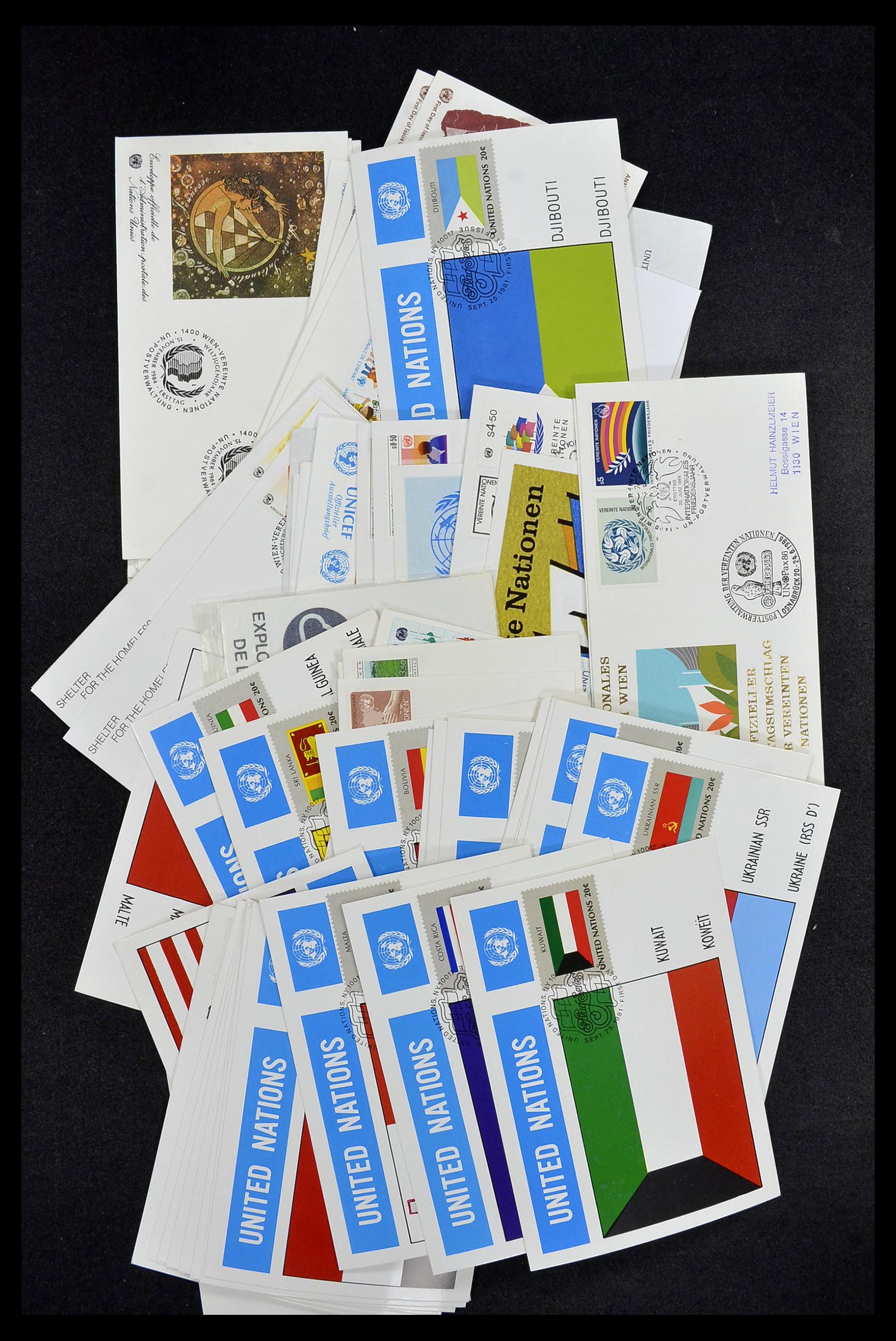 34973 068 - Postzegelverzameling 34973 Verenigde Naties 1951-2000.