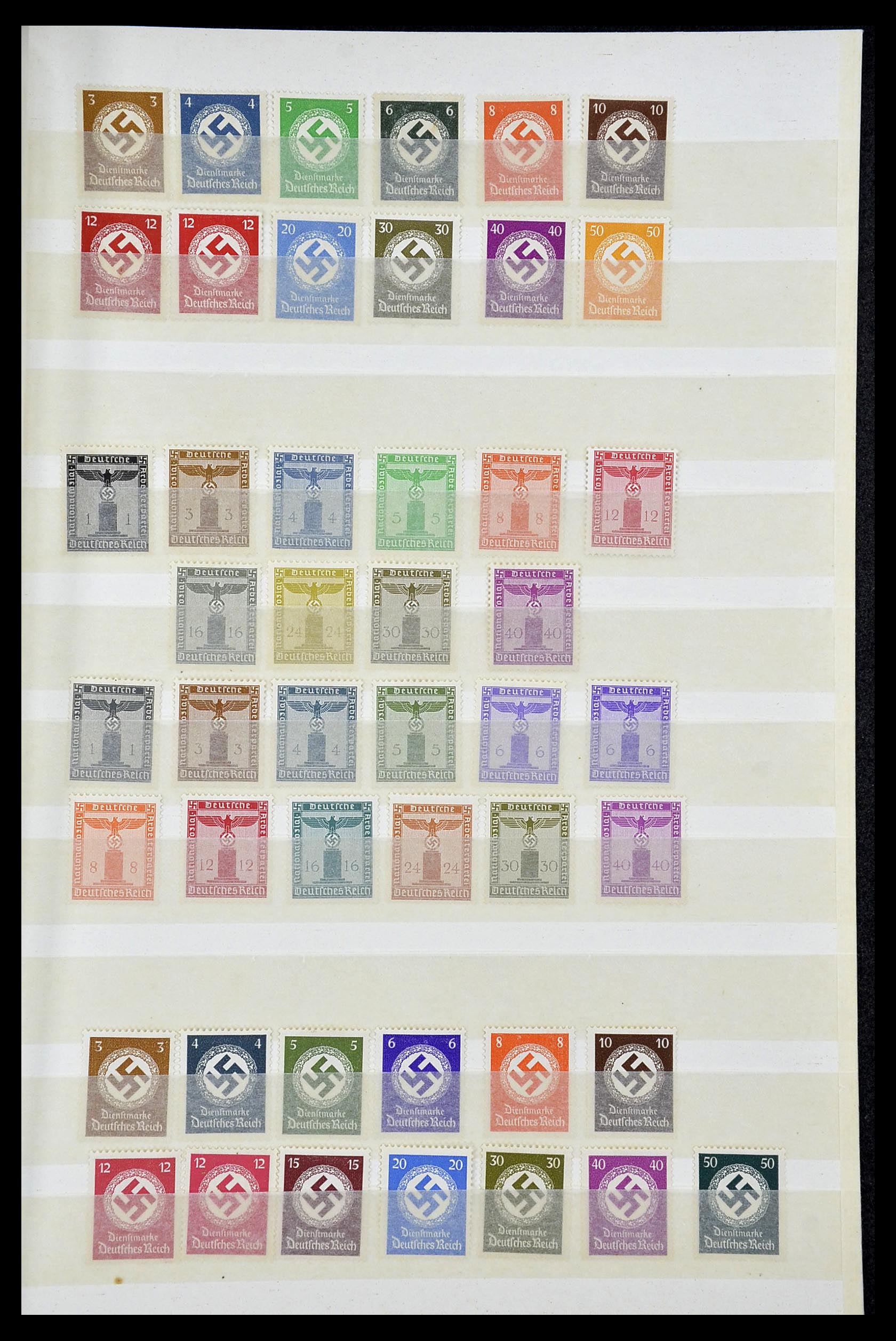 35016 024 - Stamp Collection 35016 Duitse Rijk service stamps 1903-1942.