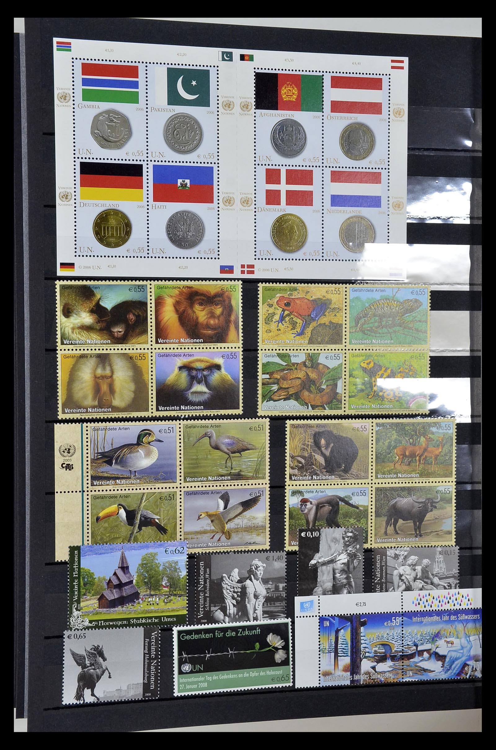 35029 030 - Postzegelverzameling 35029 Verenigde Naties Wenen 2001-2015!