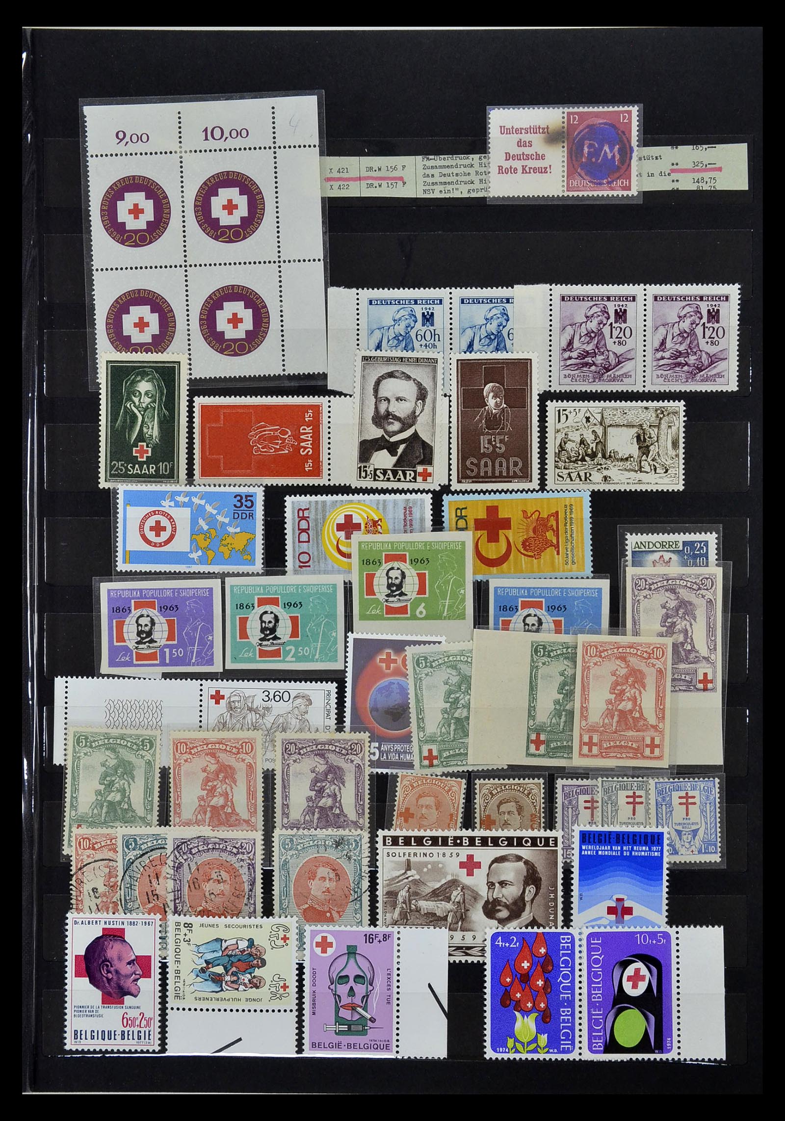 35032 001 - Postzegelverzameling 35032 Rode Kruis 1914-1990.