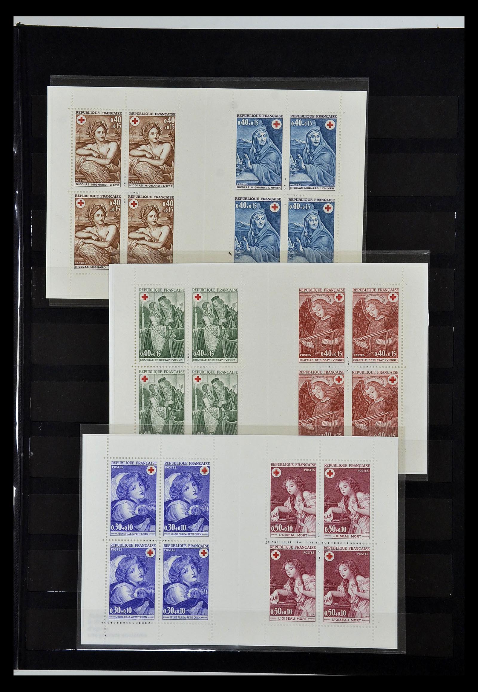 35032 017 - Postzegelverzameling 35032 Rode Kruis 1914-1990.