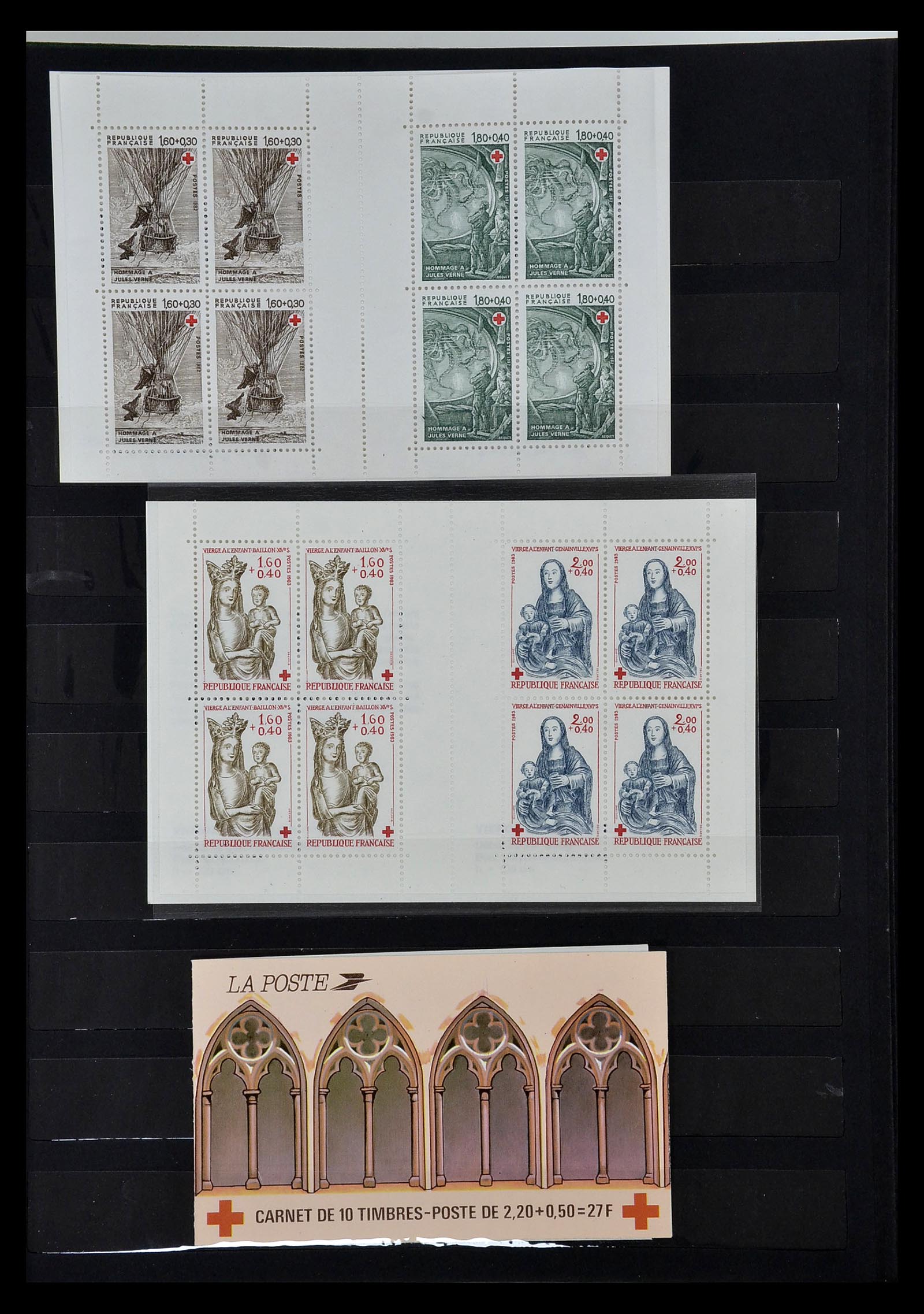 35032 021 - Stamp collection 35032 Red Cross 1914-1990.