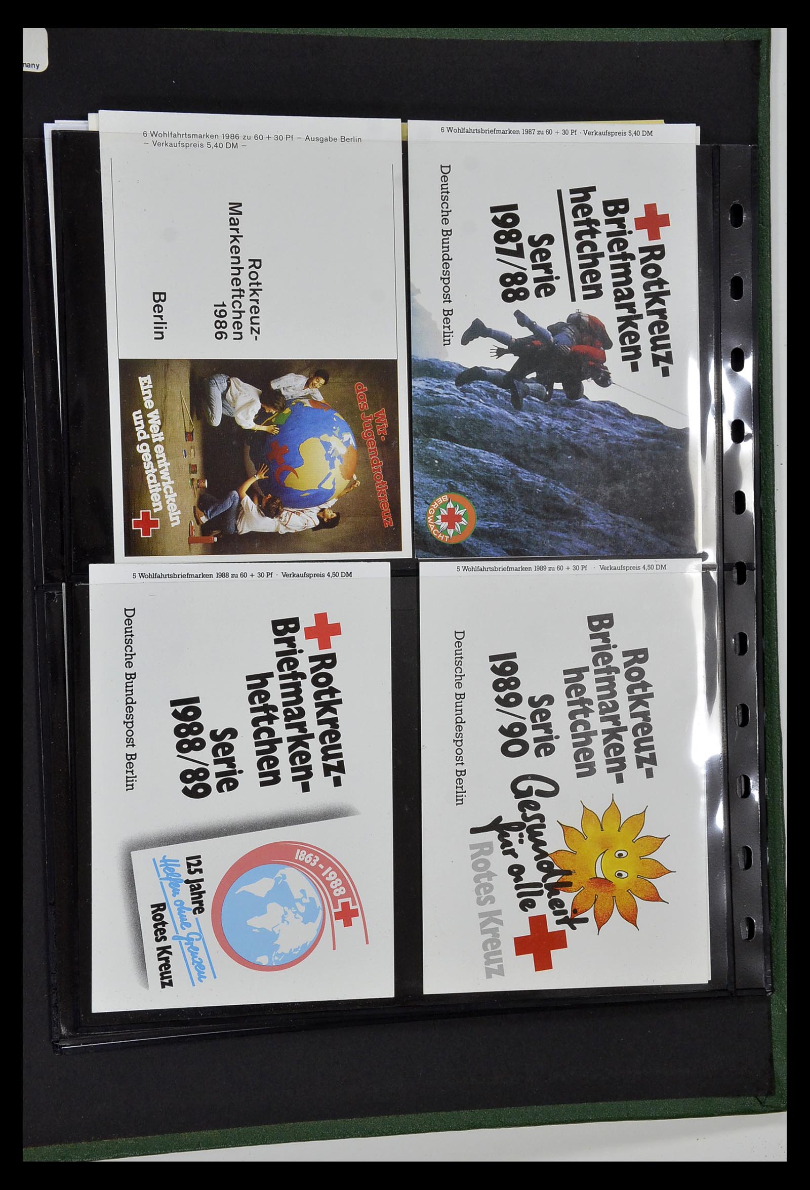 35032 035 - Stamp collection 35032 Red Cross 1914-1990.
