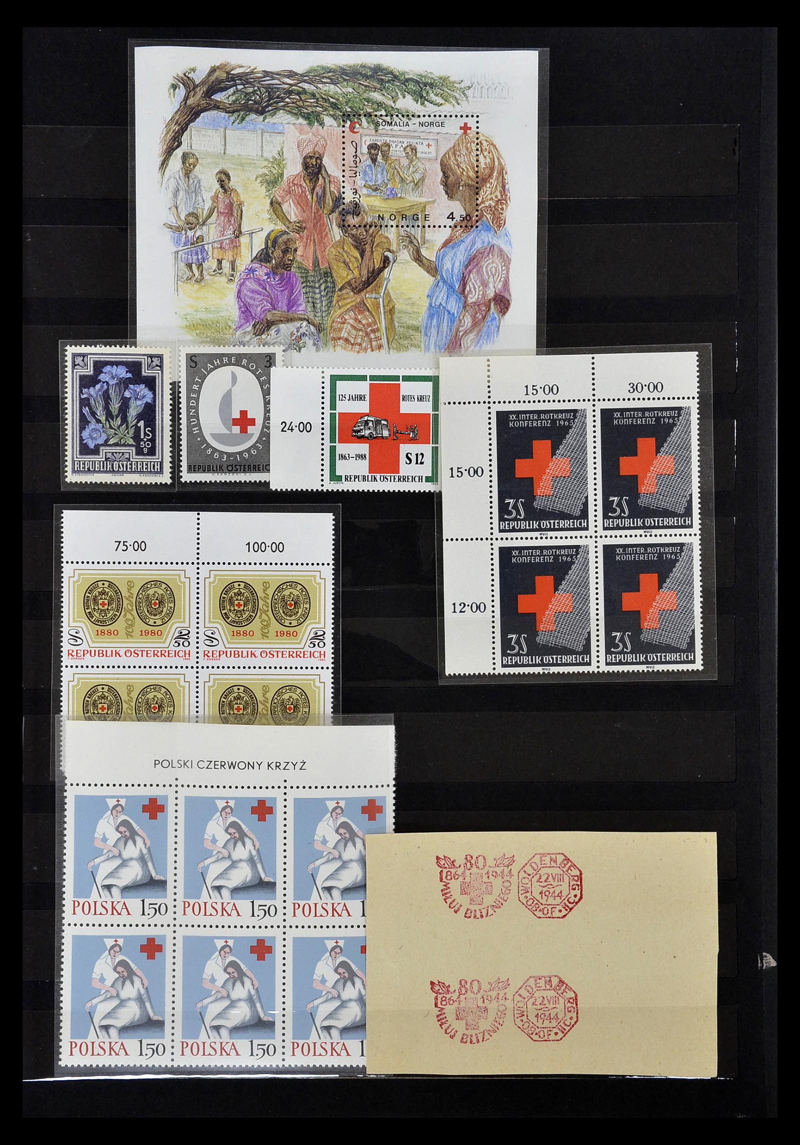 35032 042 - Postzegelverzameling 35032 Rode Kruis 1914-1990.