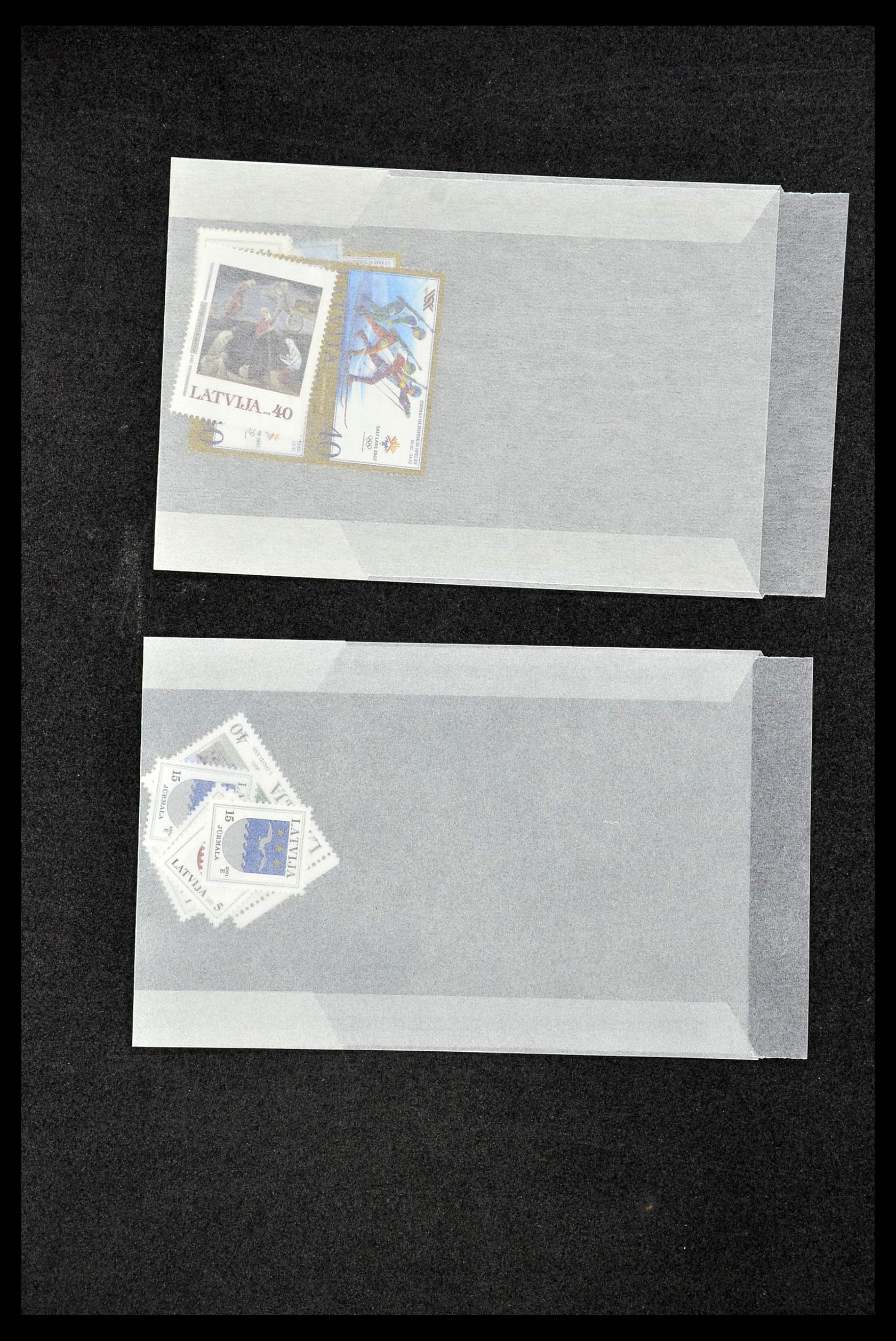 35042 028 - Postzegelverzameling 35042 Letland 1991-2004.