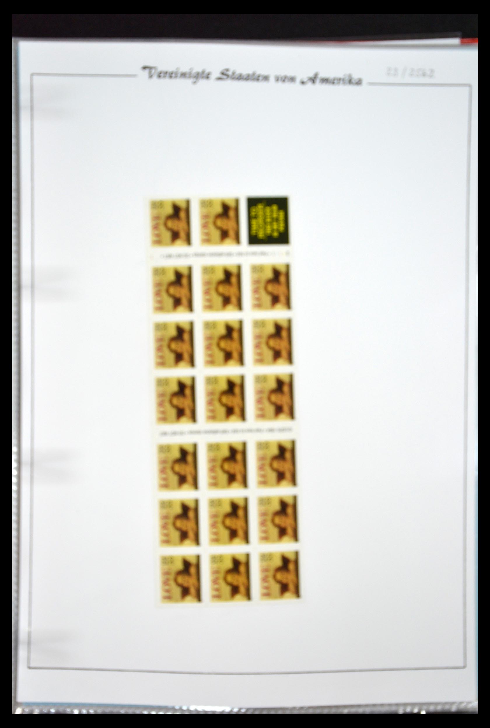 35066 049 - Stamp Collection 35066 USA 1965-2004.