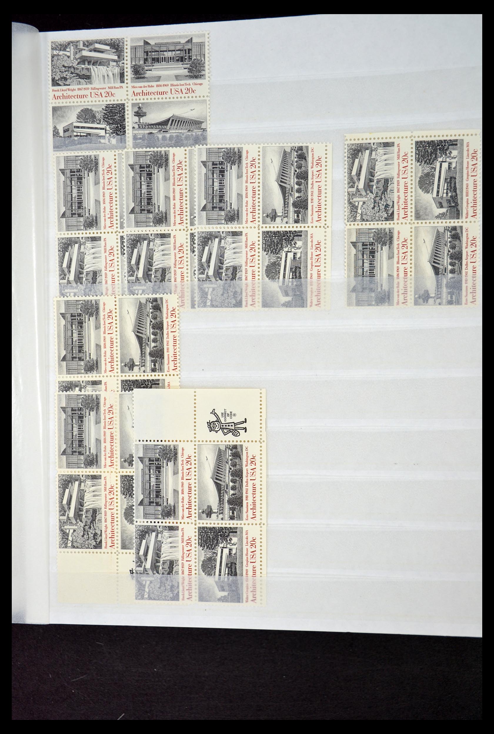 35066 354 - Stamp Collection 35066 USA 1965-2004.