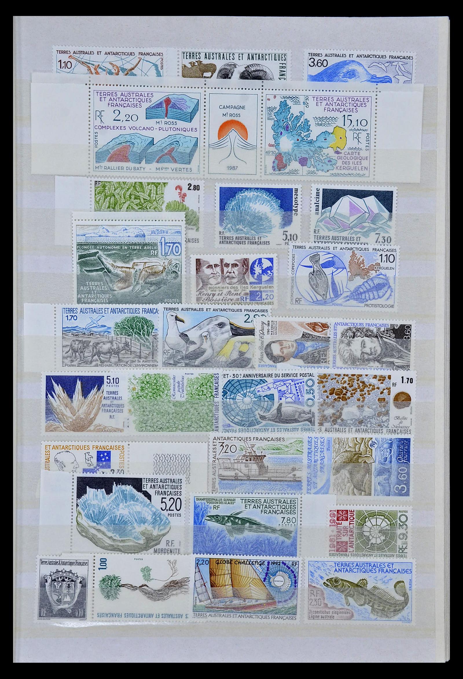 35098 004 - Postzegelverzameling 35098 T.A.A.F. 1948-1995.