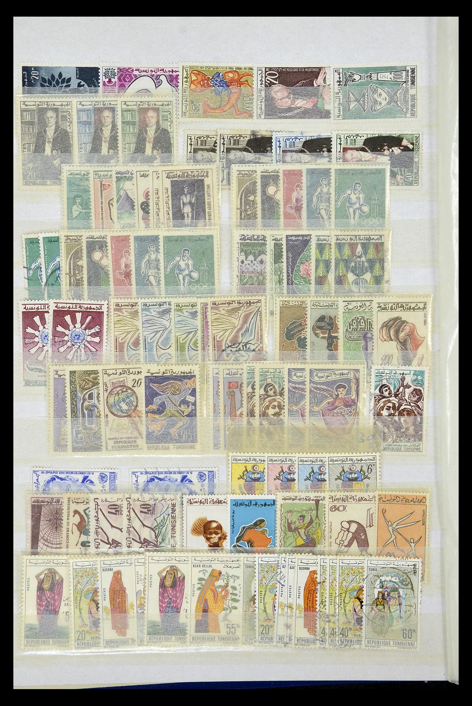 35099 010 - Postzegelverzameling 35099 Tunesië 1888-1995.