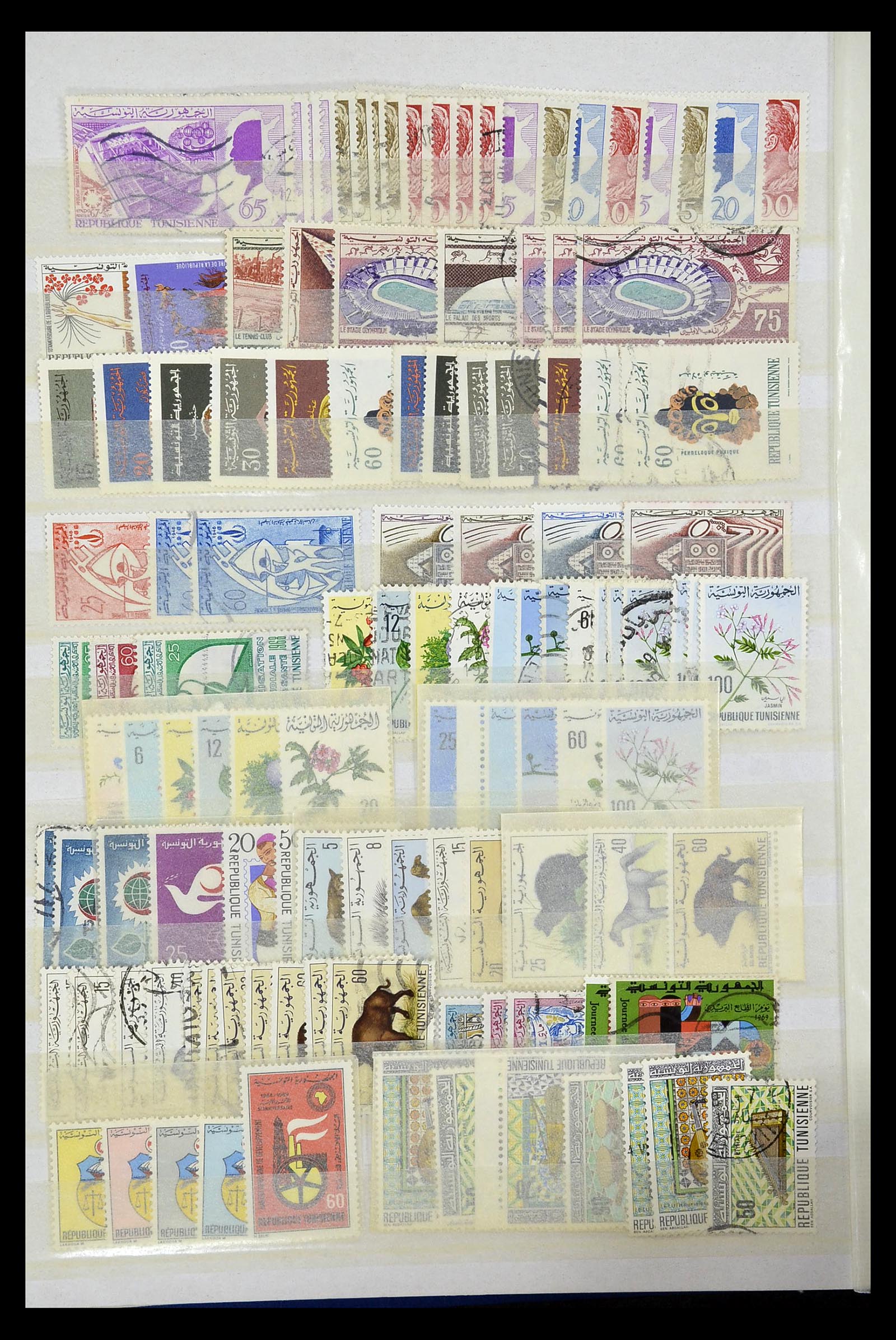 35099 011 - Stamp Collection 35099 Tunisia 1888-1995.