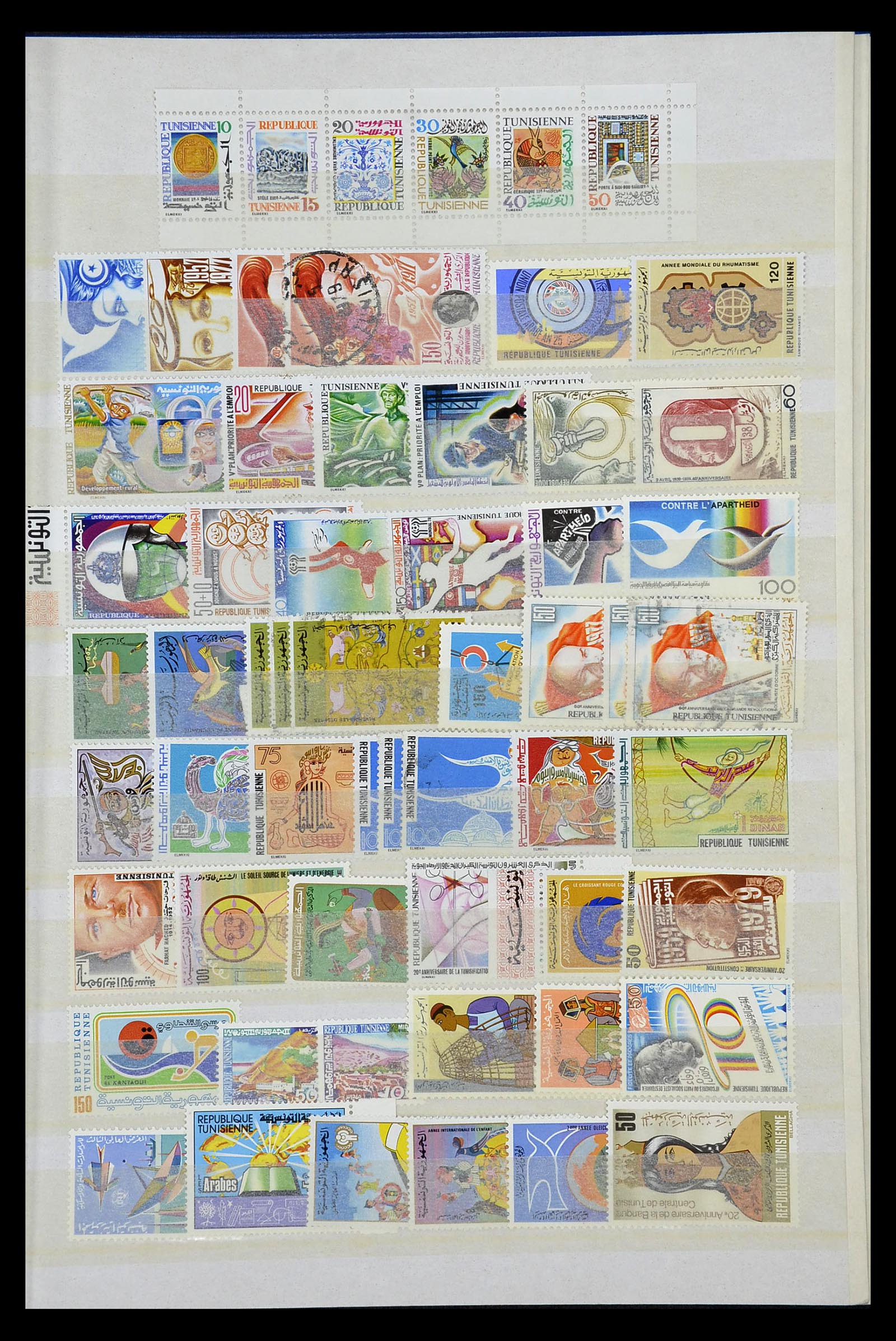 35099 015 - Postzegelverzameling 35099 Tunesië 1888-1995.