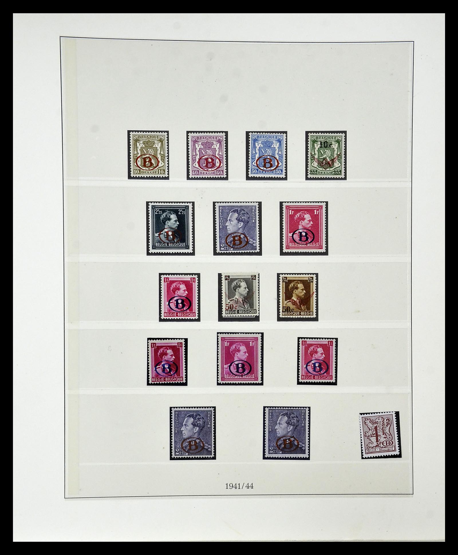 35104 066 - Postzegelverzameling 35104 België specialiteiten 1920-1990.