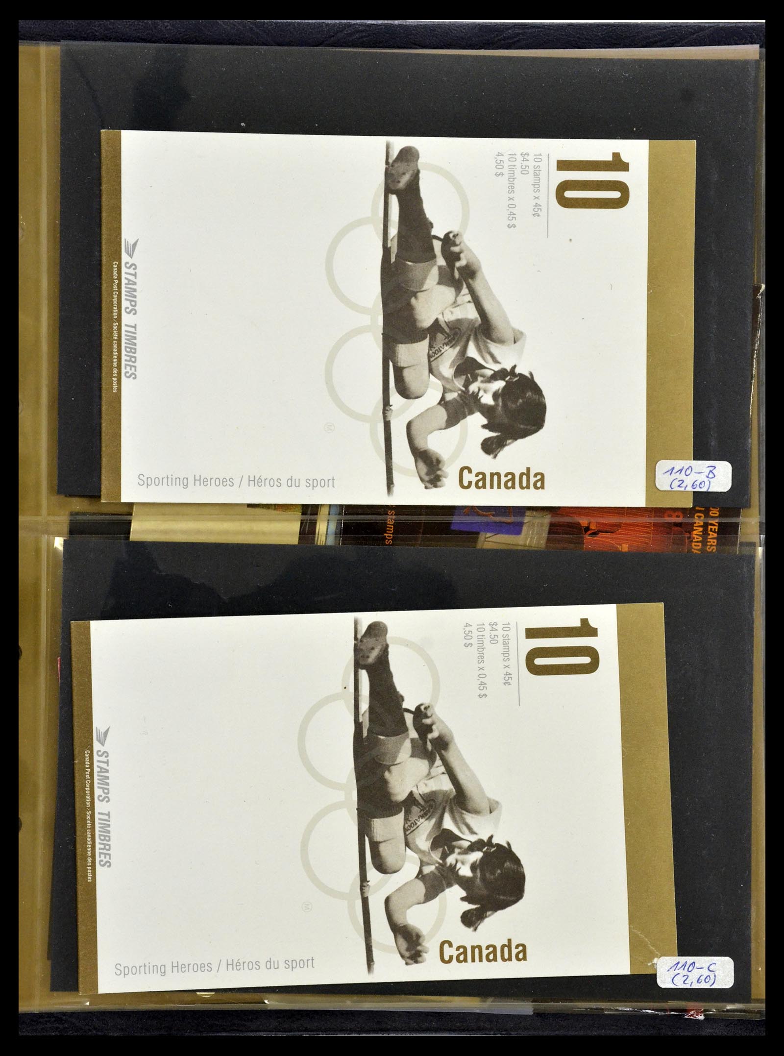 35106 072 - Stamp Collection 35106 Canada stamp booklets 1942-2000.