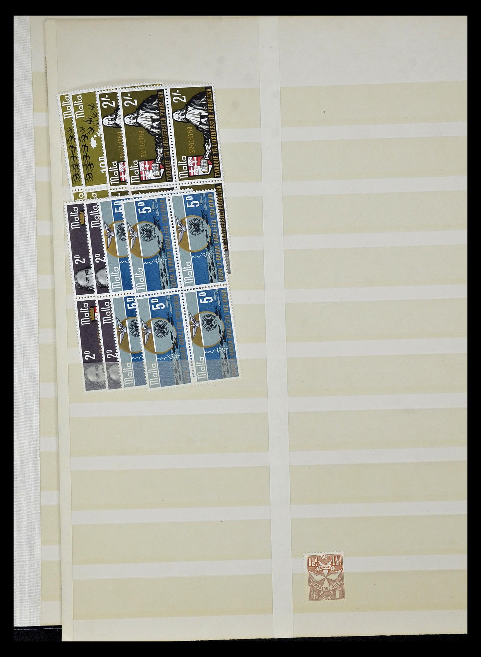 35114 046 - Postzegelverzameling 35114 Malta 1964-2005.