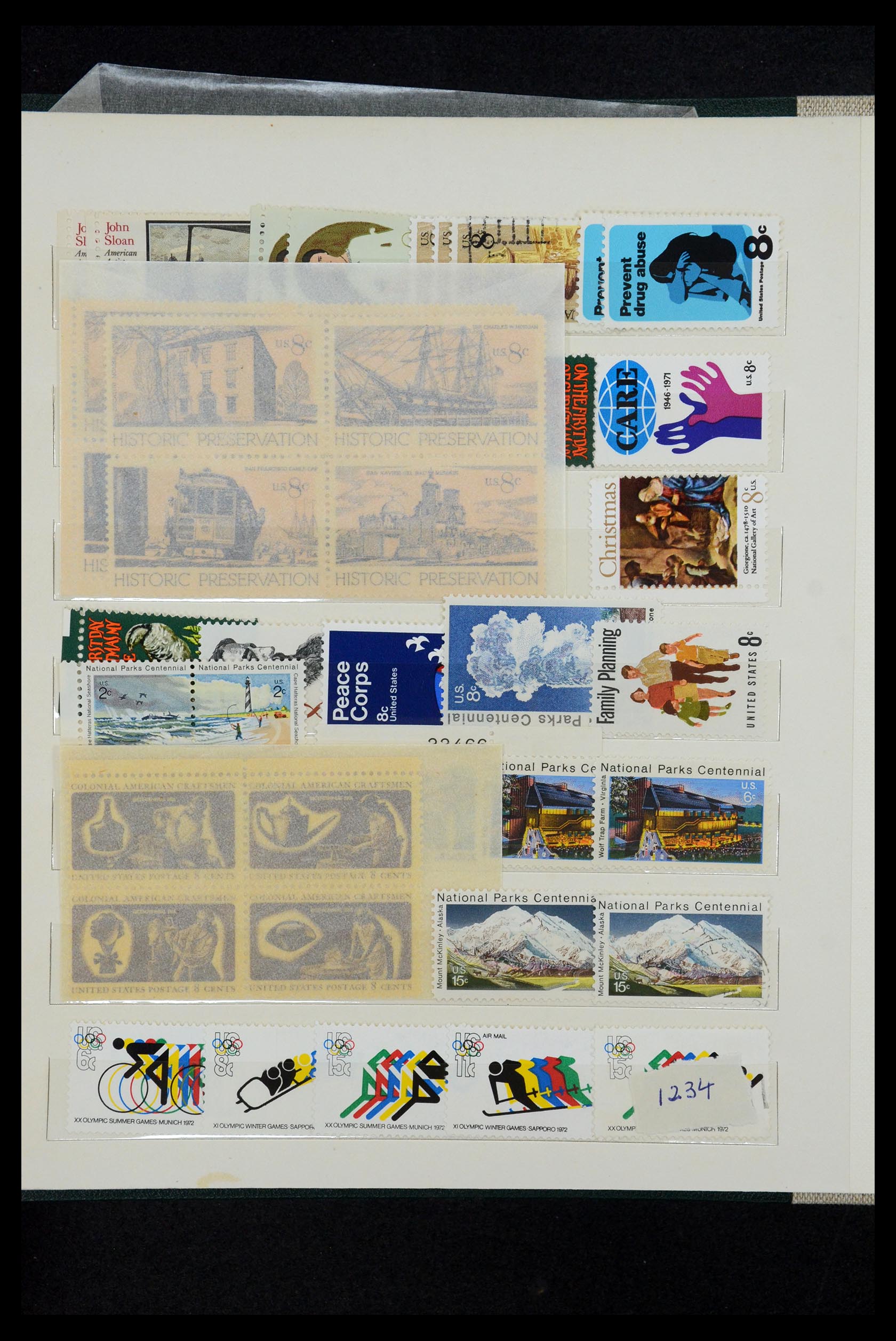 35137 031 - Stamp Collection 35137 USA 1960-1996.