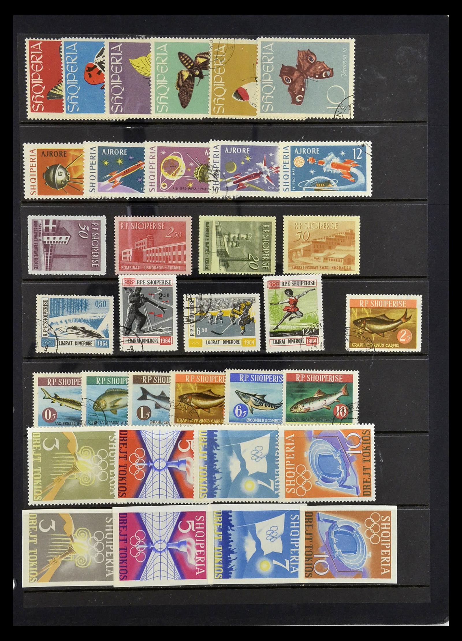 35139 020 - Stamp Collection 35139 Albania 1914-1970.