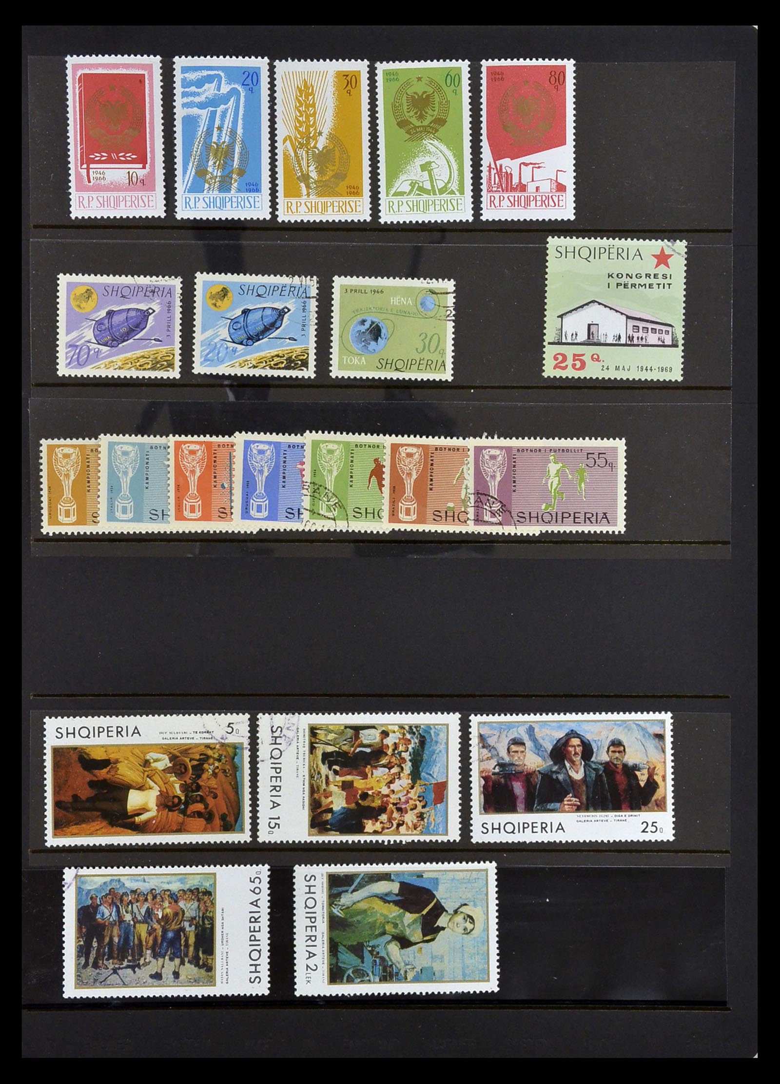 35139 024 - Stamp Collection 35139 Albania 1914-1970.