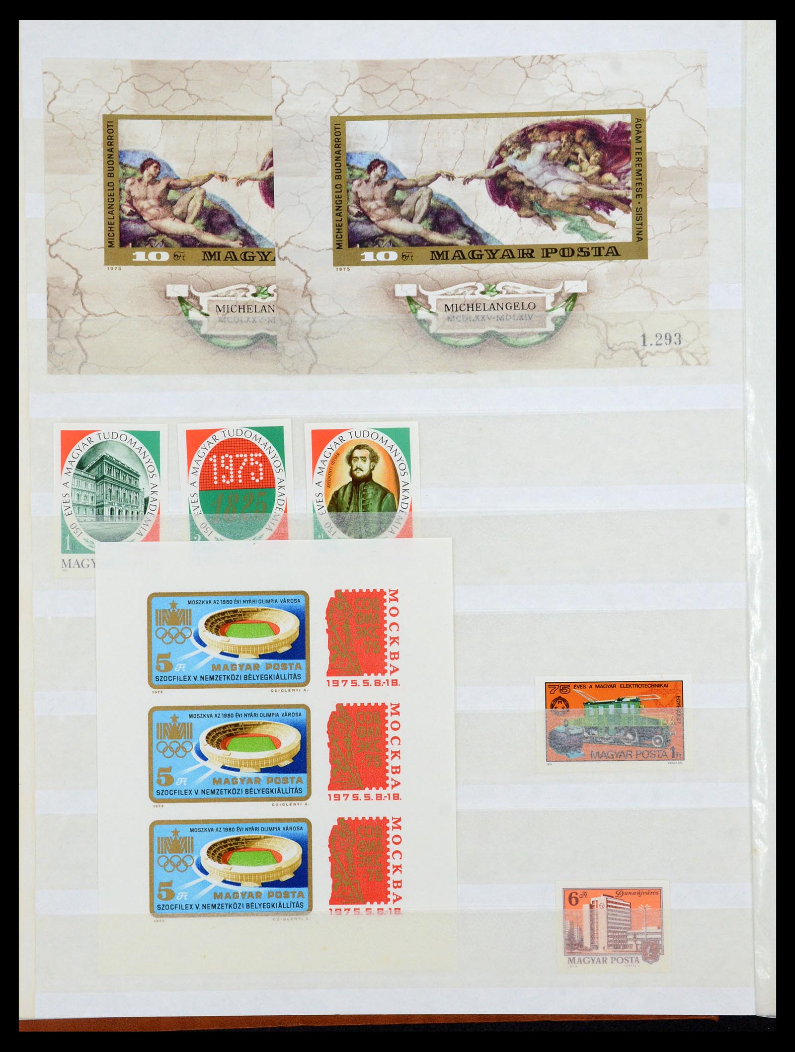35143 076 - Stamp Collection 35143 Hongarije ONGETAND 1942-1991.