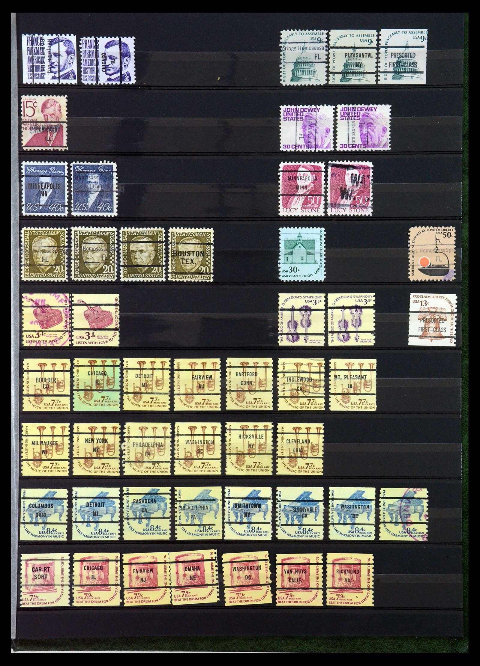 35152 031 - Stamp Collection 35152 USA precancels.