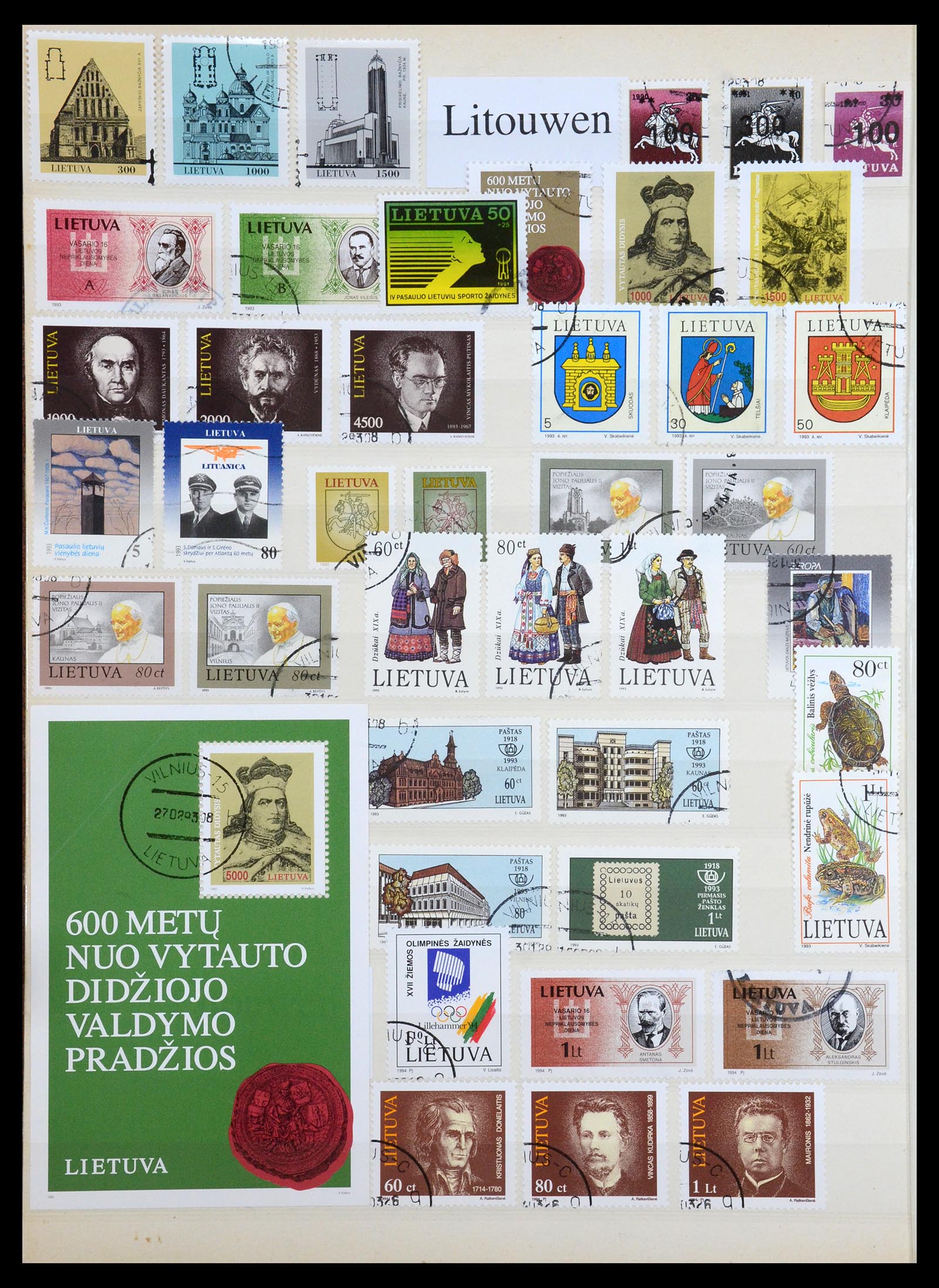 35162 002 - Postzegelverzameling 35162 Baltische Staten 1919-1999.