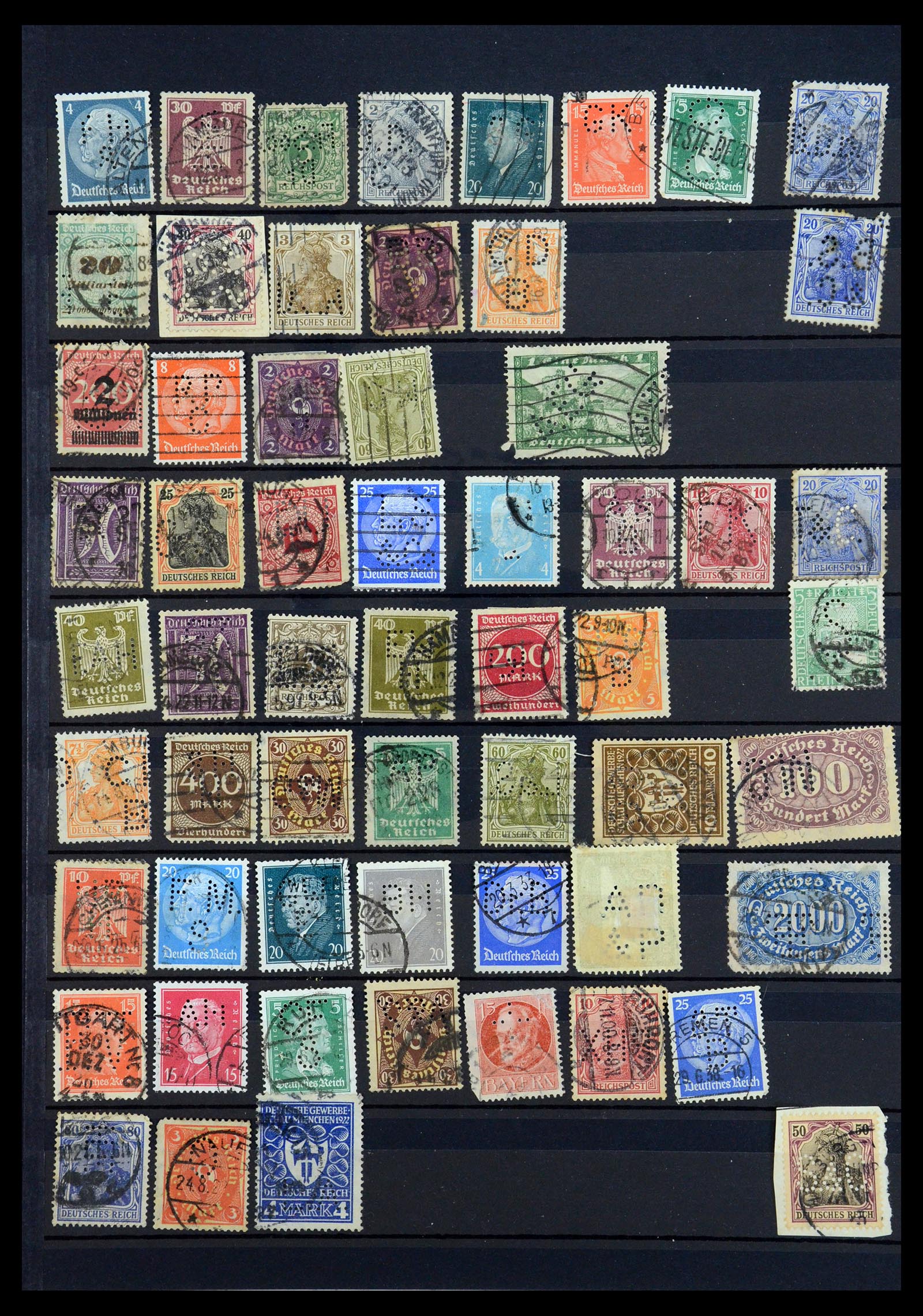 35183 052 - Postzegelverzameling 35183 Duitse Rijk perfins 1880-1945.
