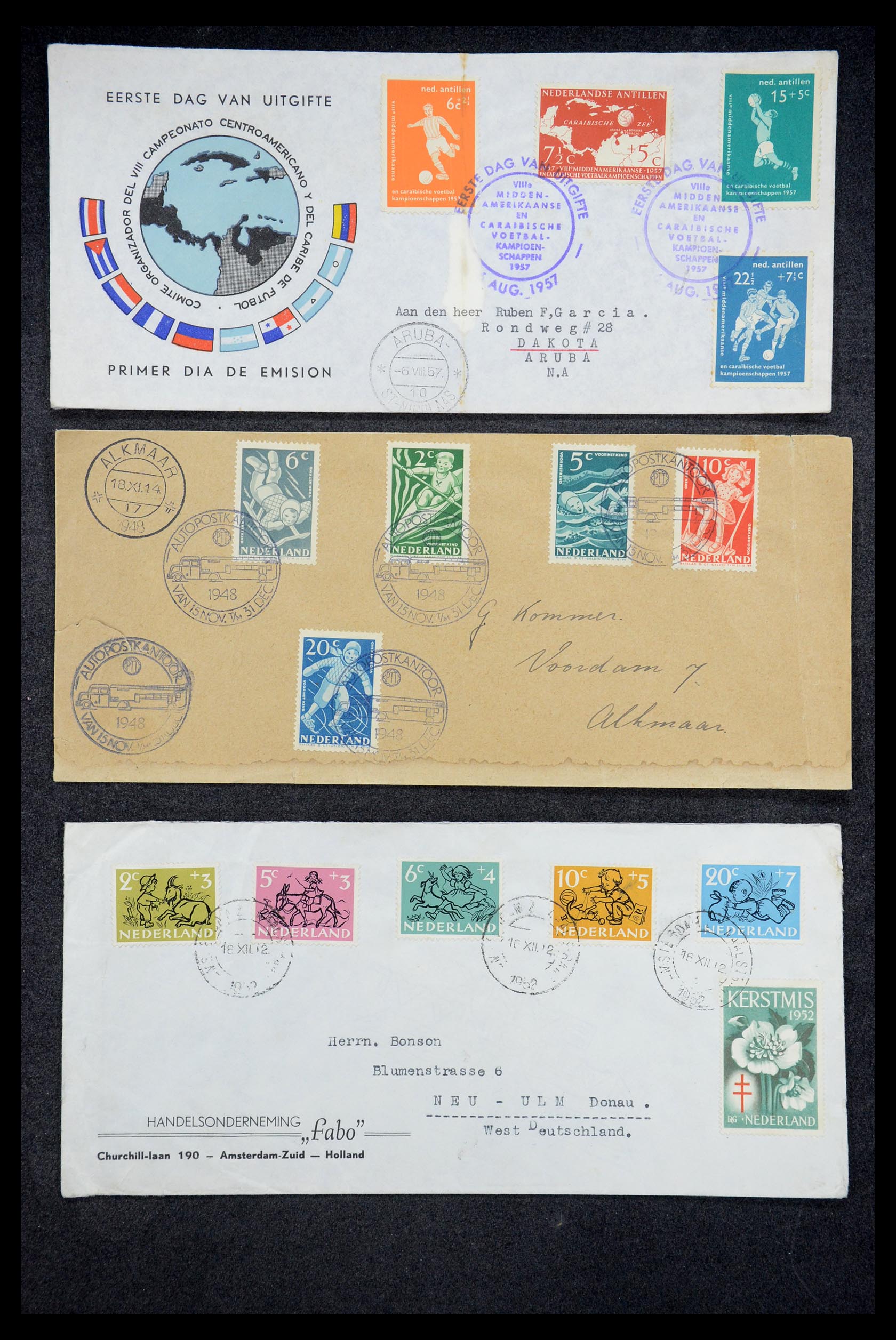 35205 034 - Postzegelverzameling 35205 Nederlandse gebieden FDC's 1927-1960.