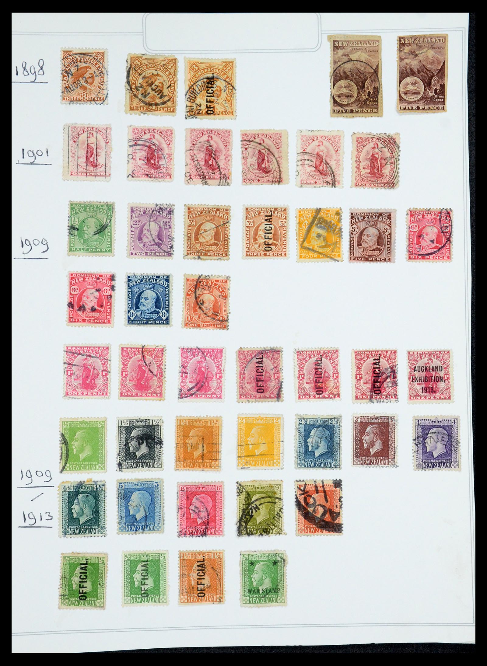 35226 002 - Stamp Collection 35226 New Zealand 1873-2002.