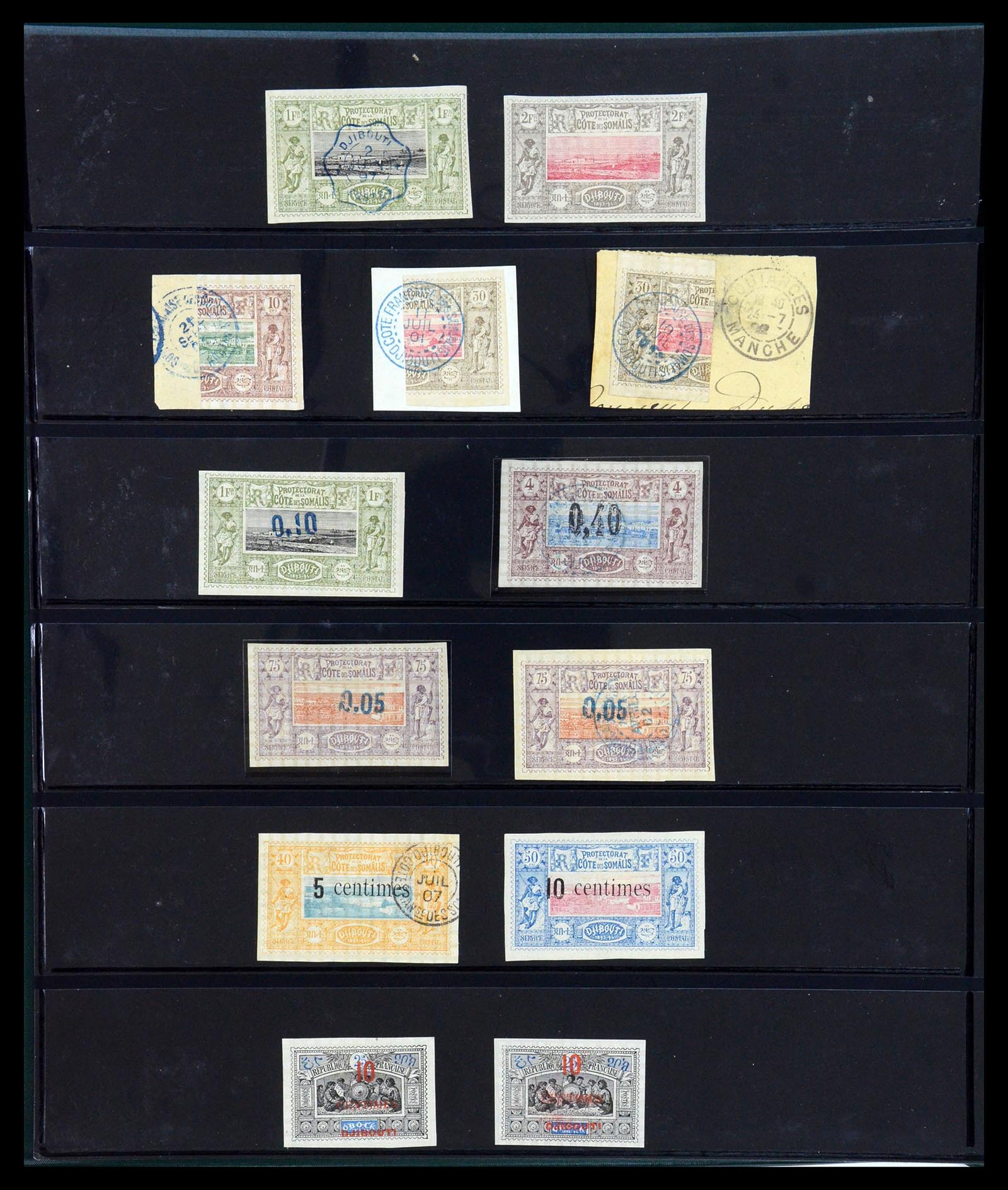 35234 002 - Postzegelverzameling 35234 Frans Somalië 1893-1952.