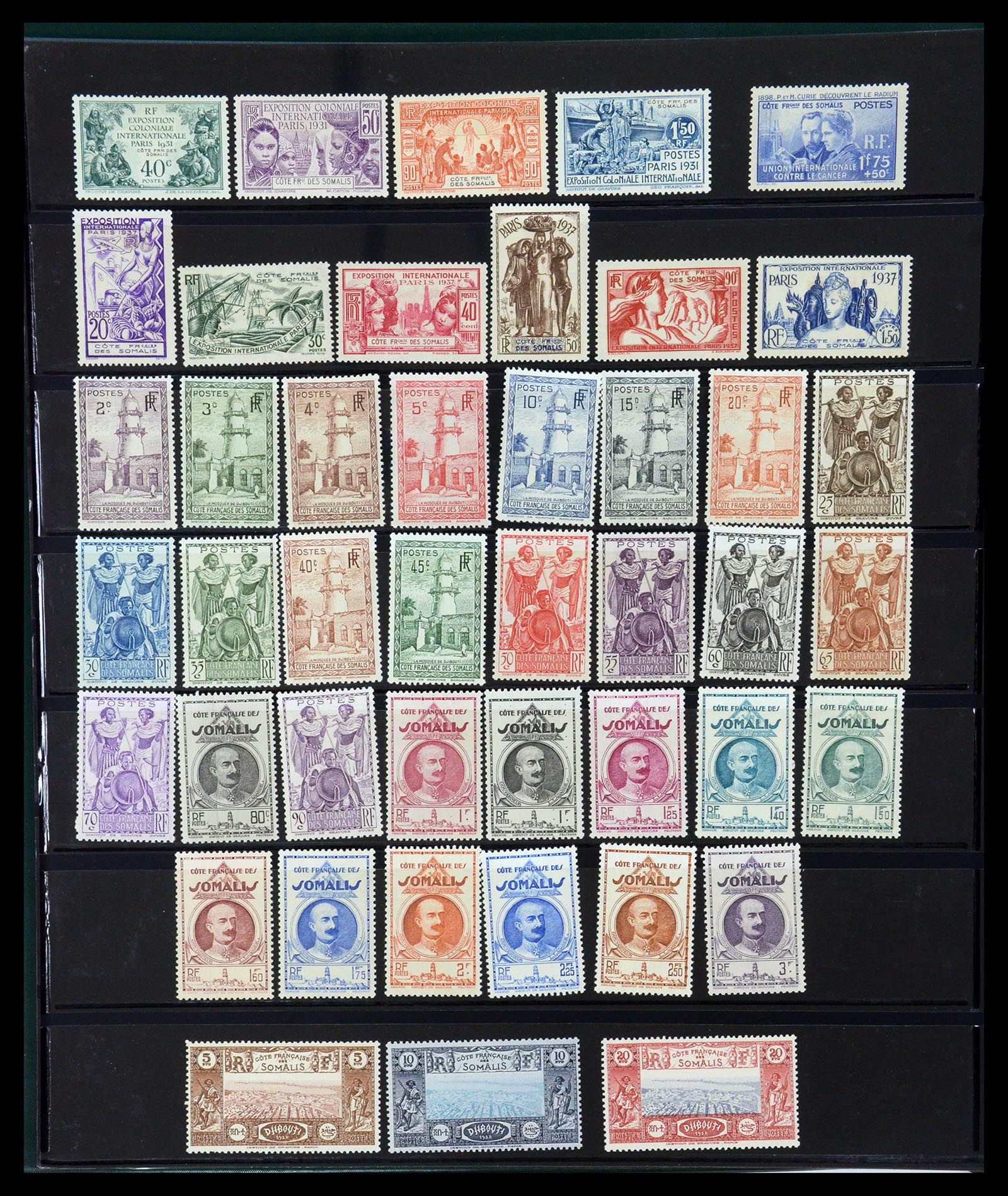 35234 006 - Postzegelverzameling 35234 Frans Somalië 1893-1952.