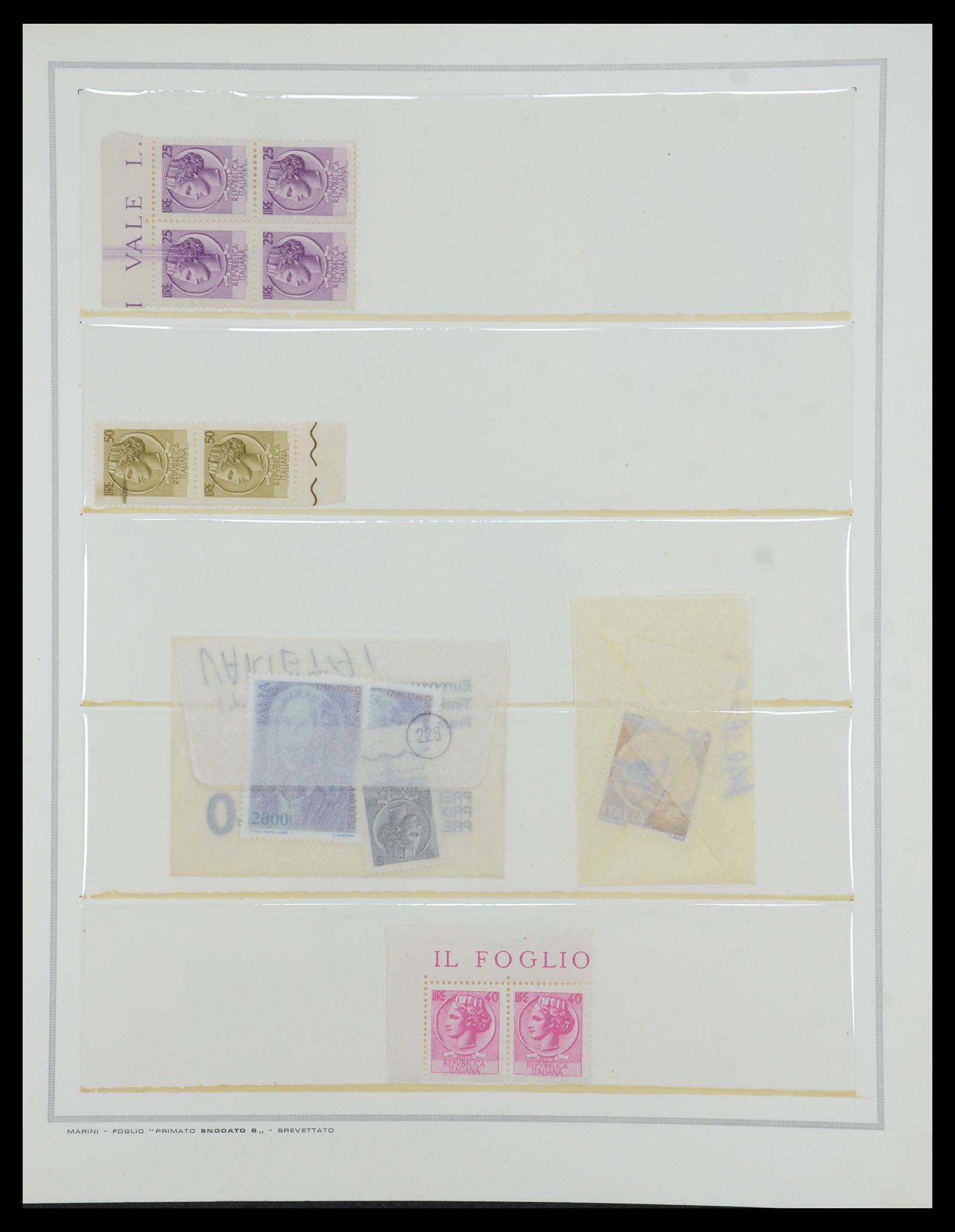 35295 020 - Stamp Collection 35295 Italy varieties 1862-1980.
