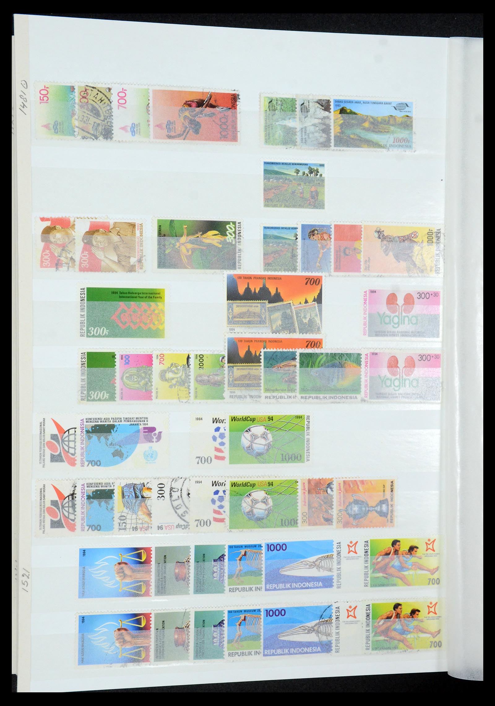 35306 034 - Postzegelverzameling 35306 Indonesië 1948-2000.