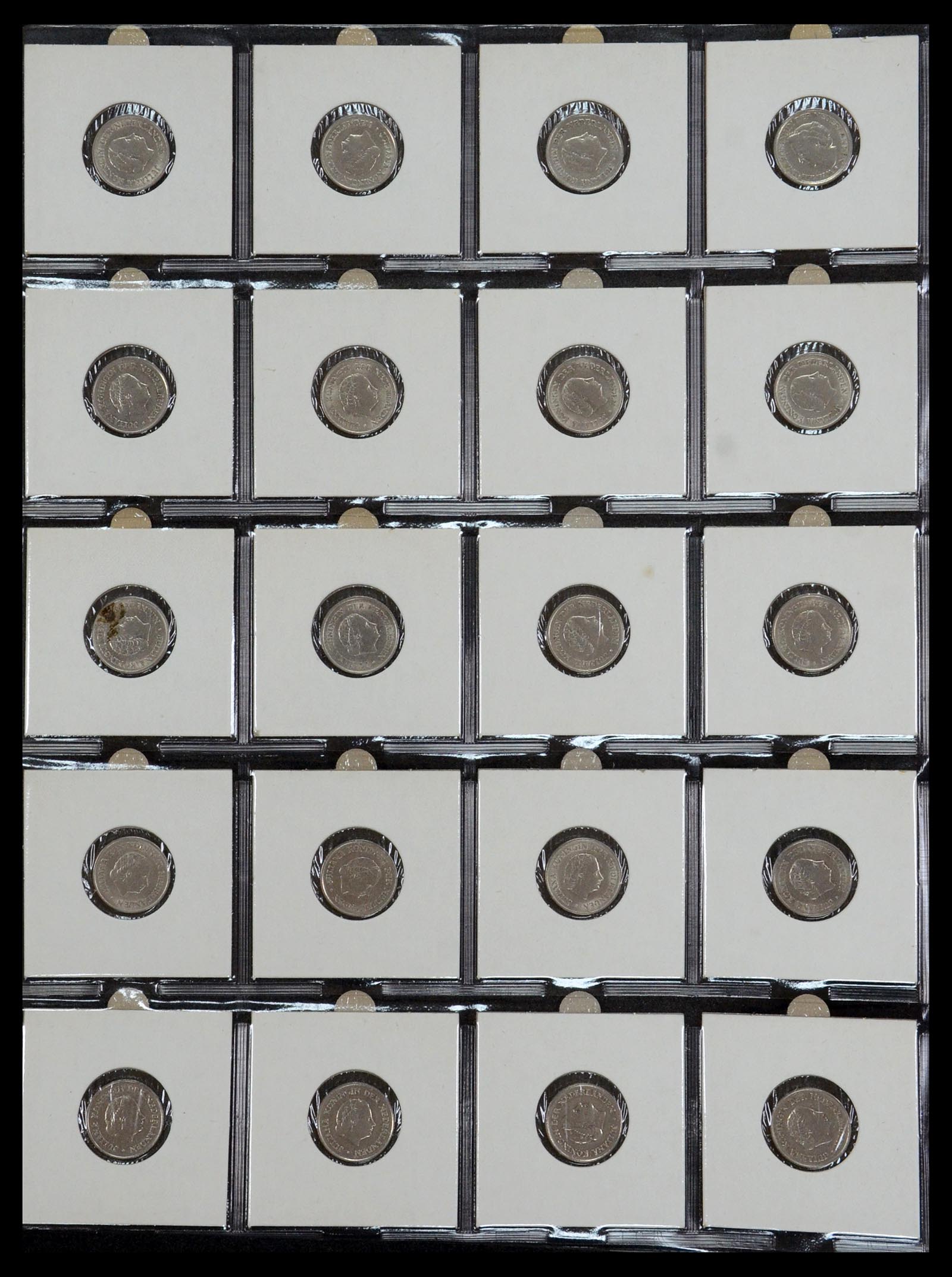 35379 018 - Postzegelverzameling 35379 Nederland munten 1948-2001.