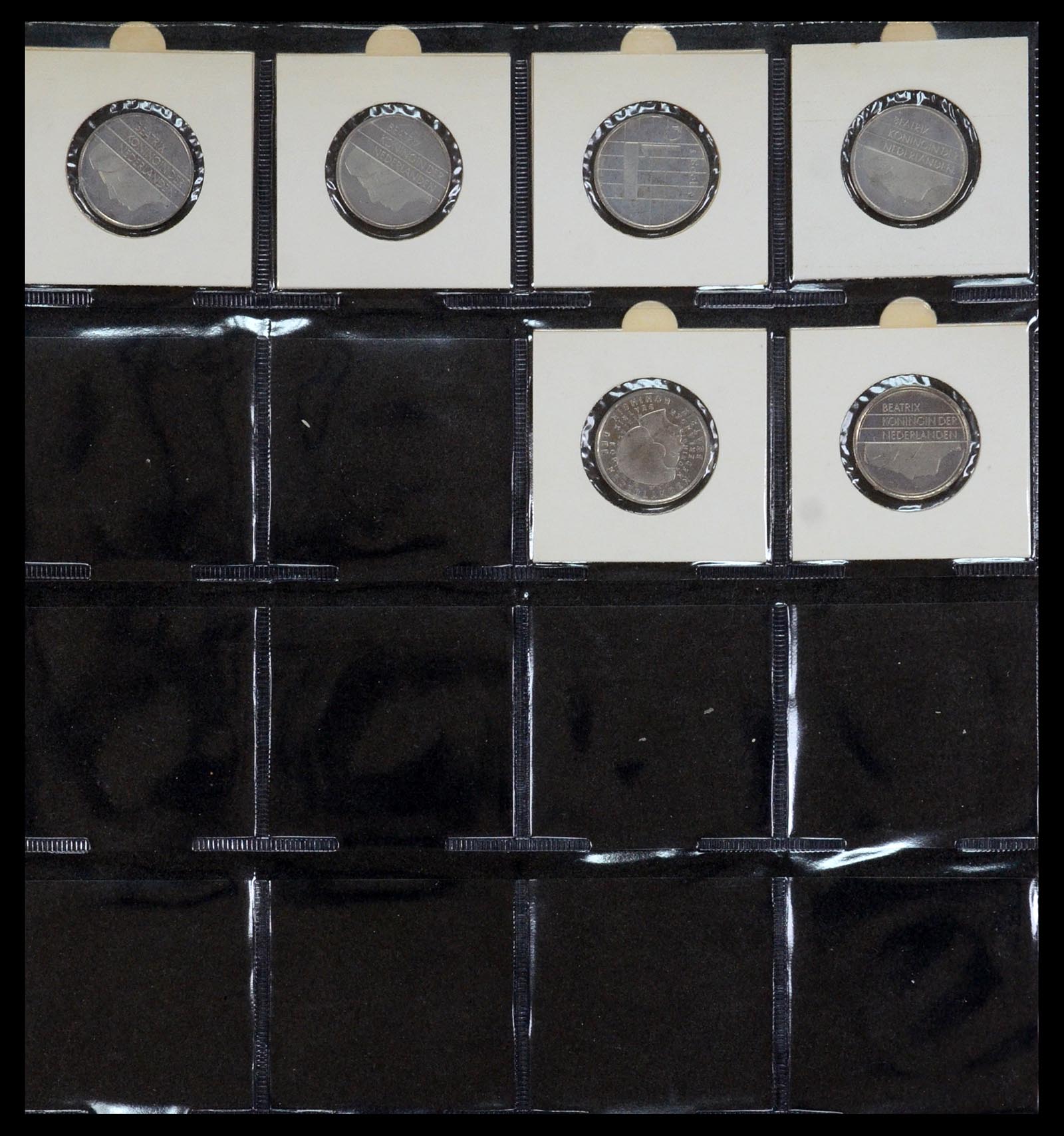 35379 028 - Postzegelverzameling 35379 Nederland munten 1948-2001.
