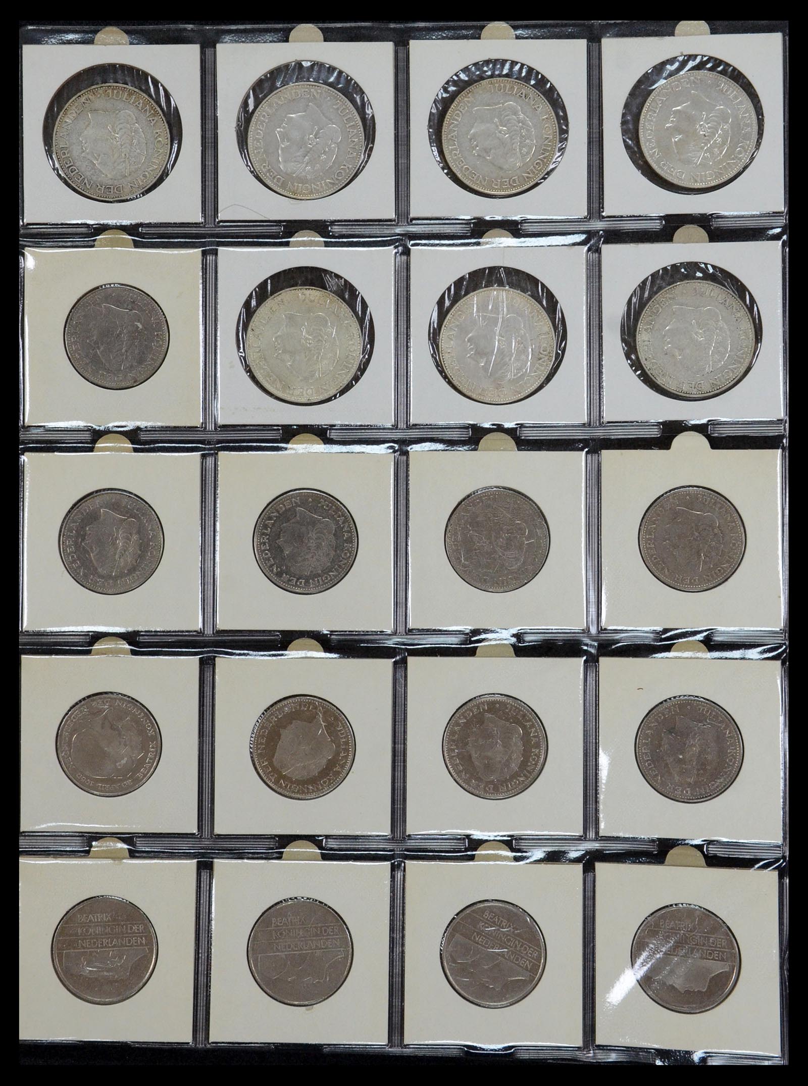 35379 030 - Postzegelverzameling 35379 Nederland munten 1948-2001.