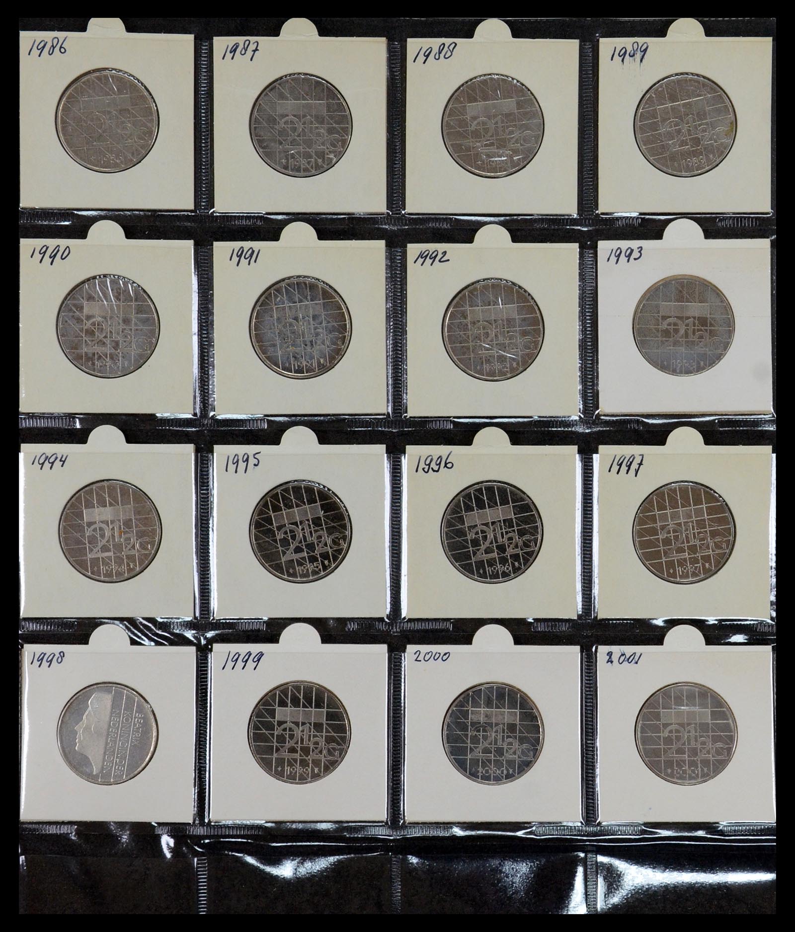 35379 031 - Postzegelverzameling 35379 Nederland munten 1948-2001.