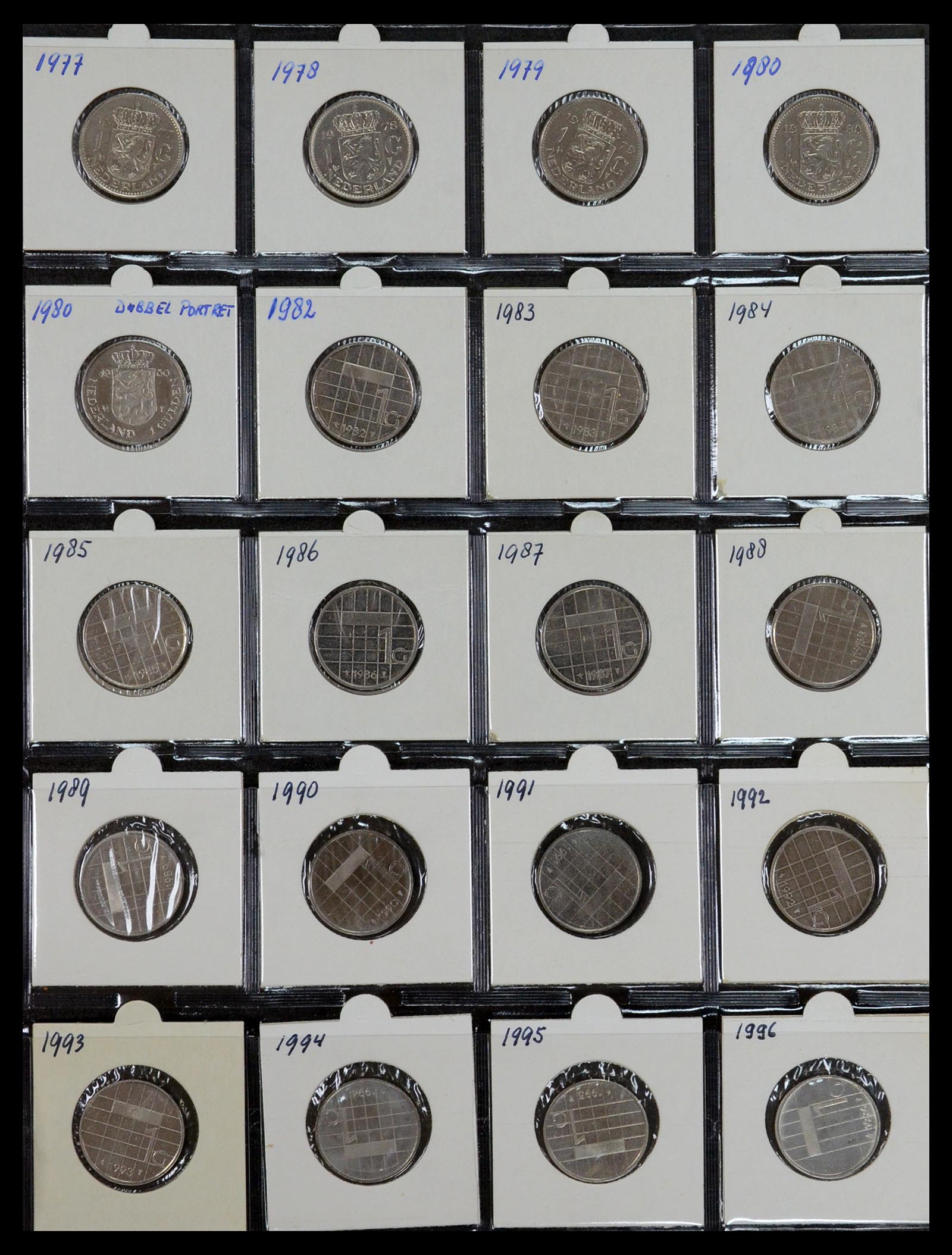 35381 025 - Postzegelverzameling 35381 Nederland munten 1948-2001.