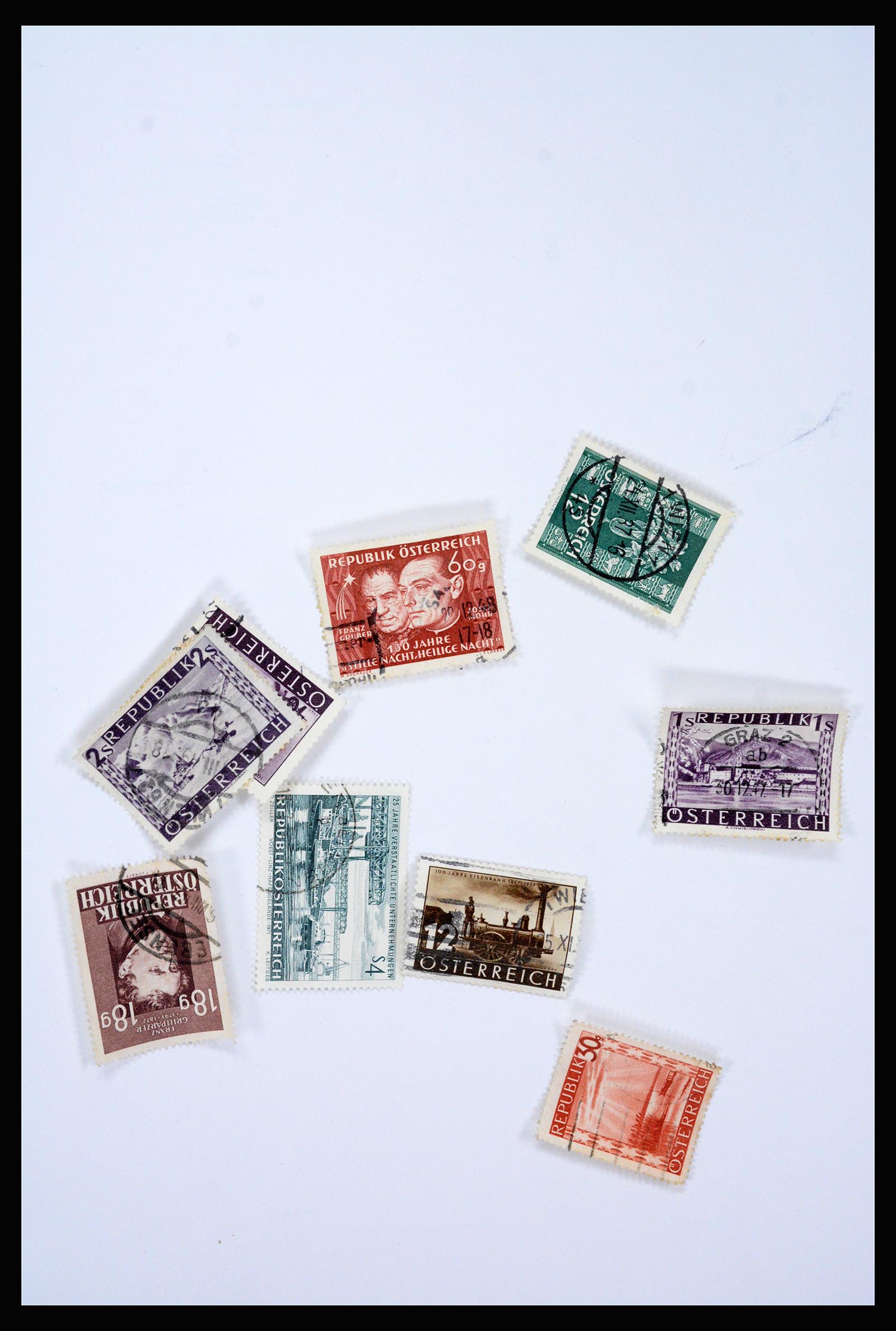 35402 0080 - Stamp Collection 35402 World 1850-1970.