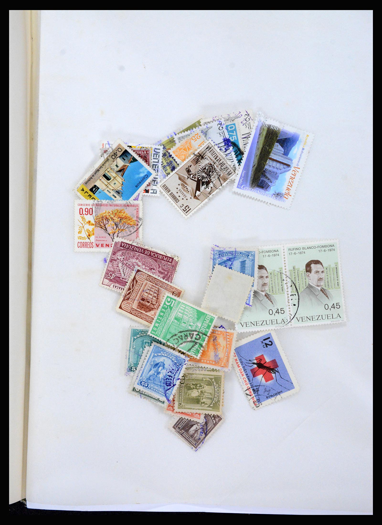 35402 1122 - Postzegelverzameling 35402 Wereld 1850-1970.