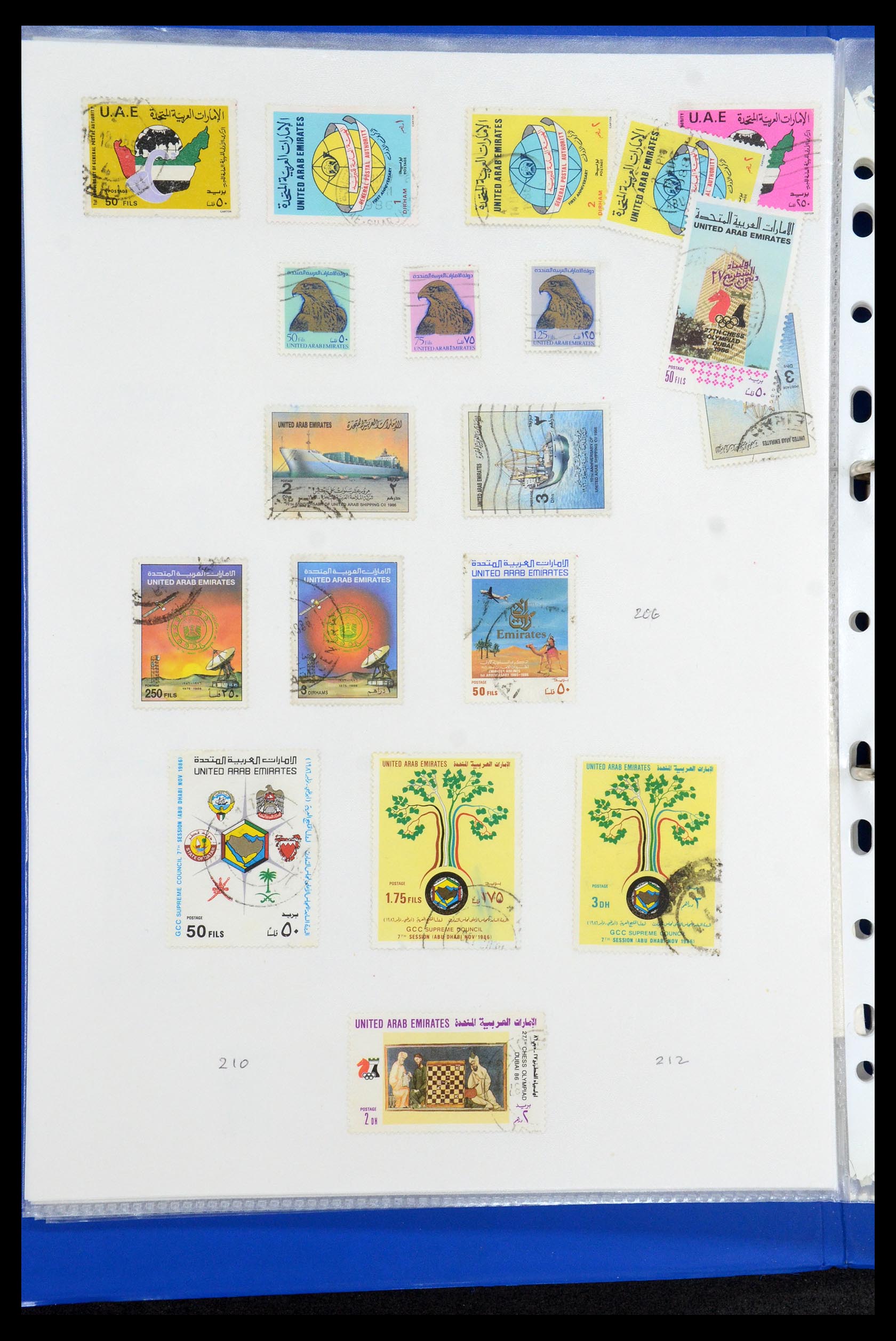 35411 110 - Stamp Collection 35411 Malta 1860-1987.
