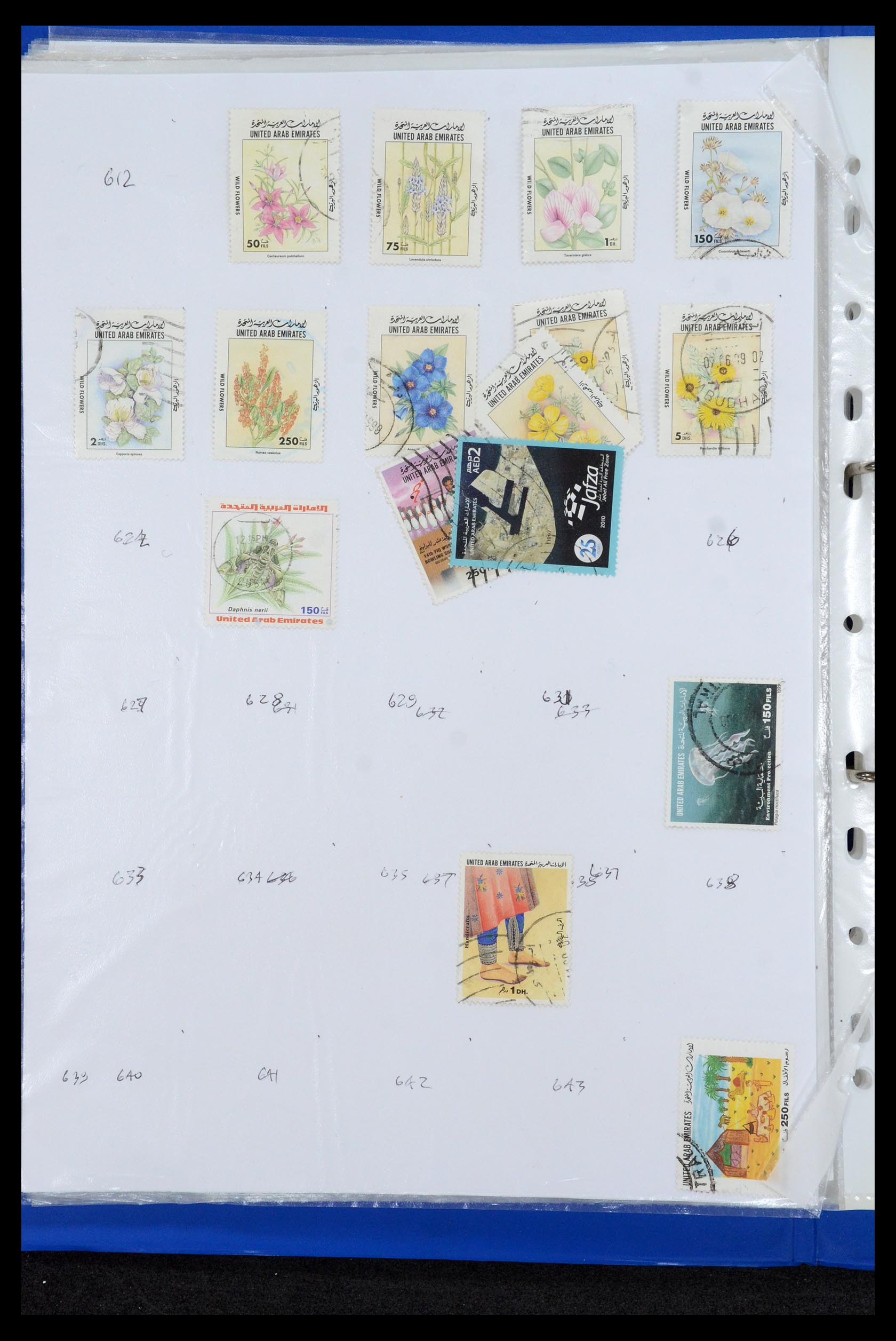 35411 130 - Stamp Collection 35411 Malta 1860-1987.