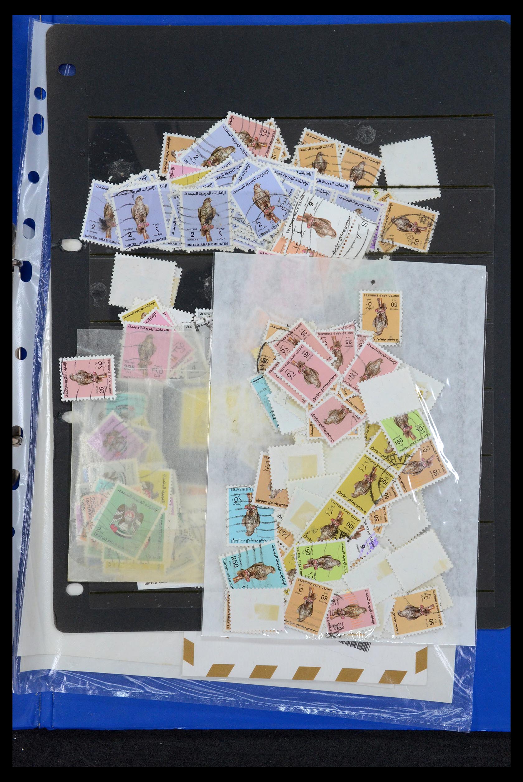 35411 141 - Stamp Collection 35411 Malta 1860-1987.